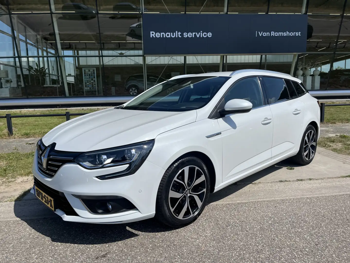 Renault Megane Estate 1.3 TCe 140 PK Bose /Dealer onderhouden/ St Alb - 1