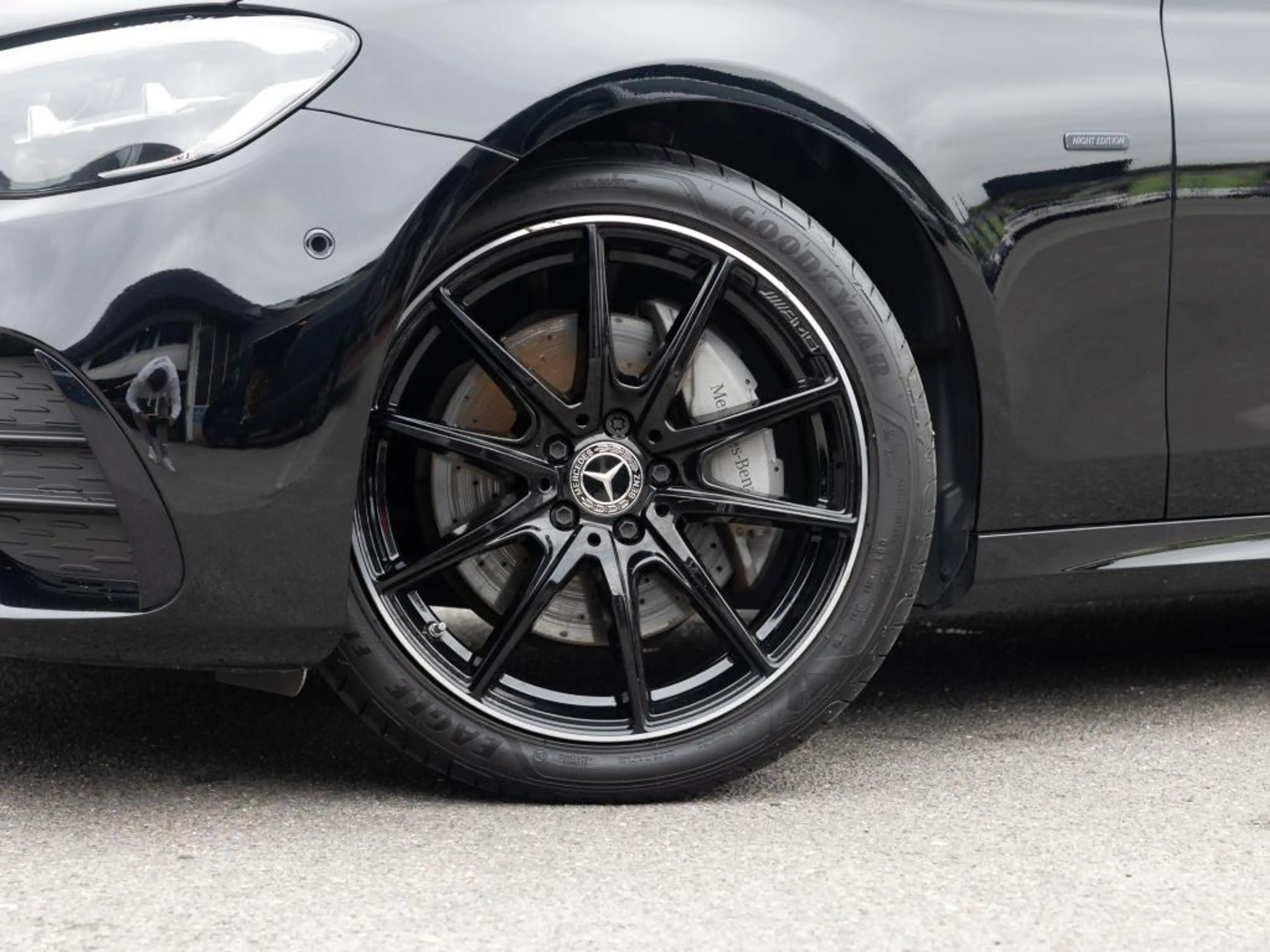 Mercedes-Benz E 220 d T // AMG NIGHT WIDE DISTR KAMERA SPUR — photo 7