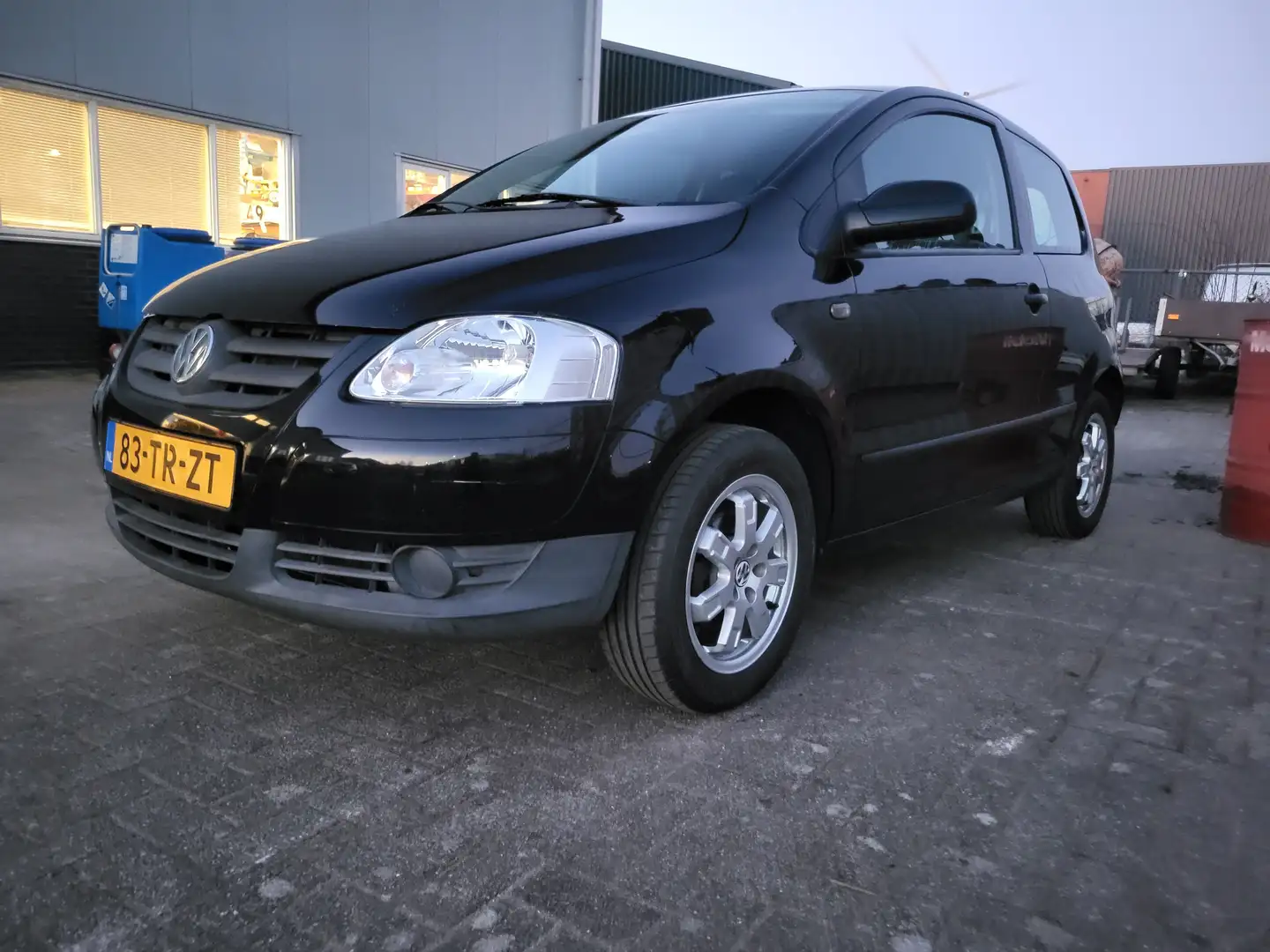 Volkswagen Fox Fox 1.2 Trendline Zwart - 2