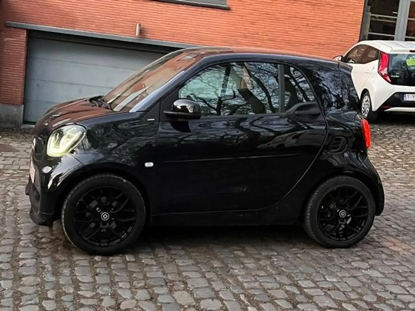 smart forTwo coupé 0.9 Turbo Passion DCT Noir - 2