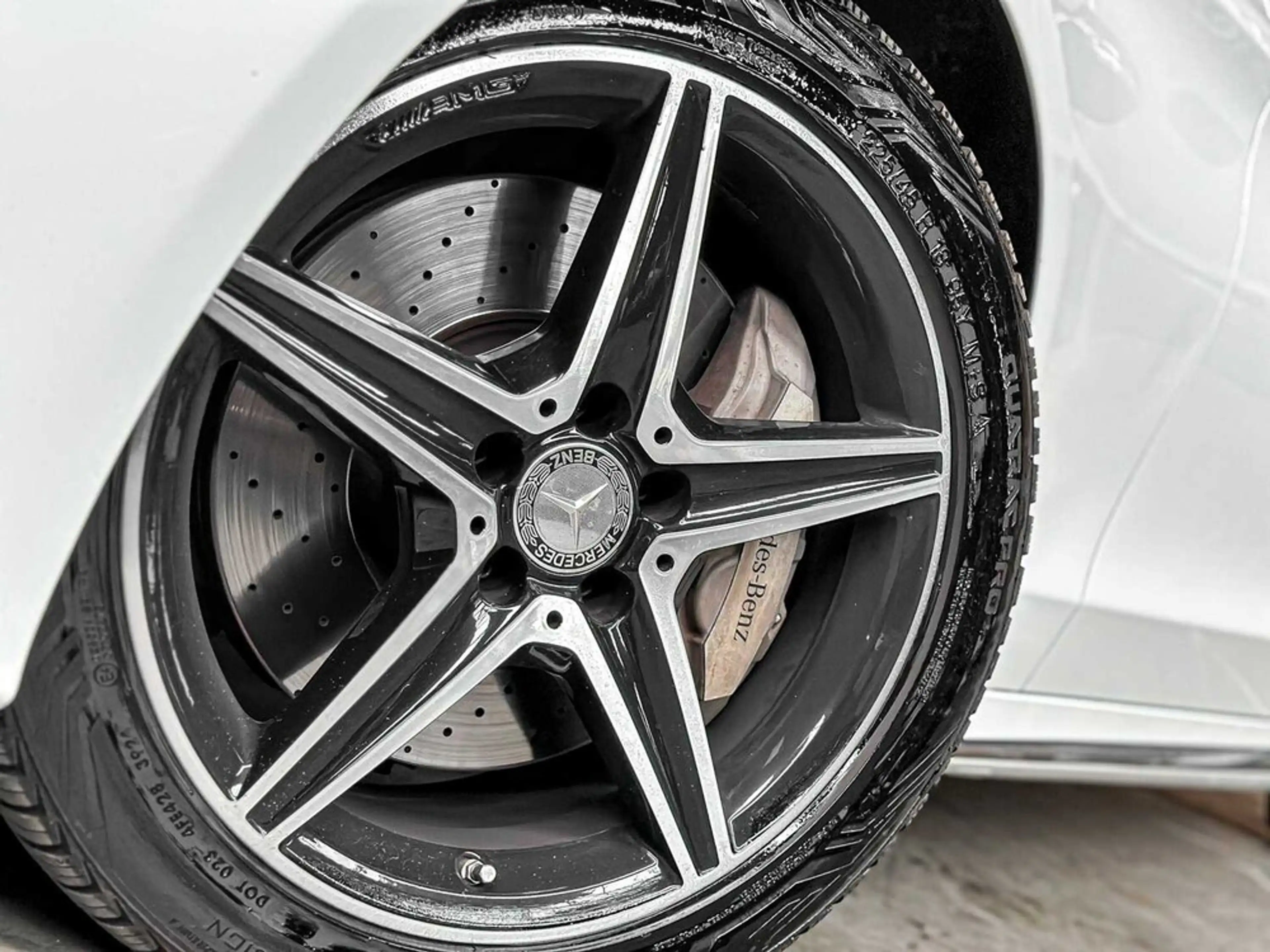 Mercedes-Benz C 450 AMG — photo 5