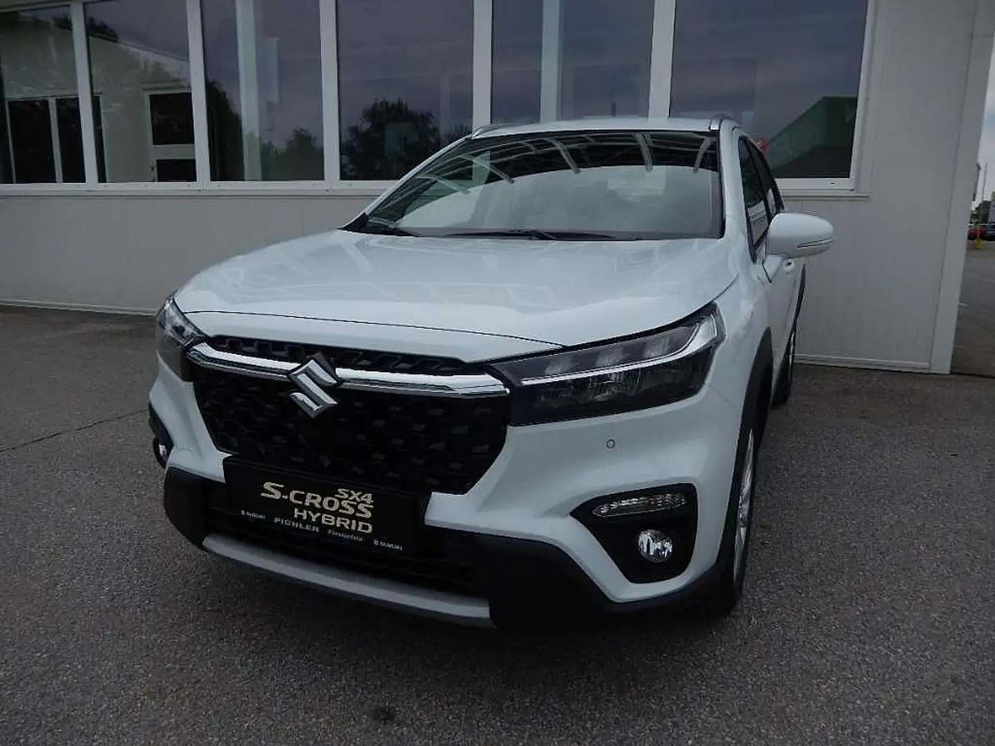 Suzuki S-Cross 1,4 DITC Hybrid shine Weiß - 1