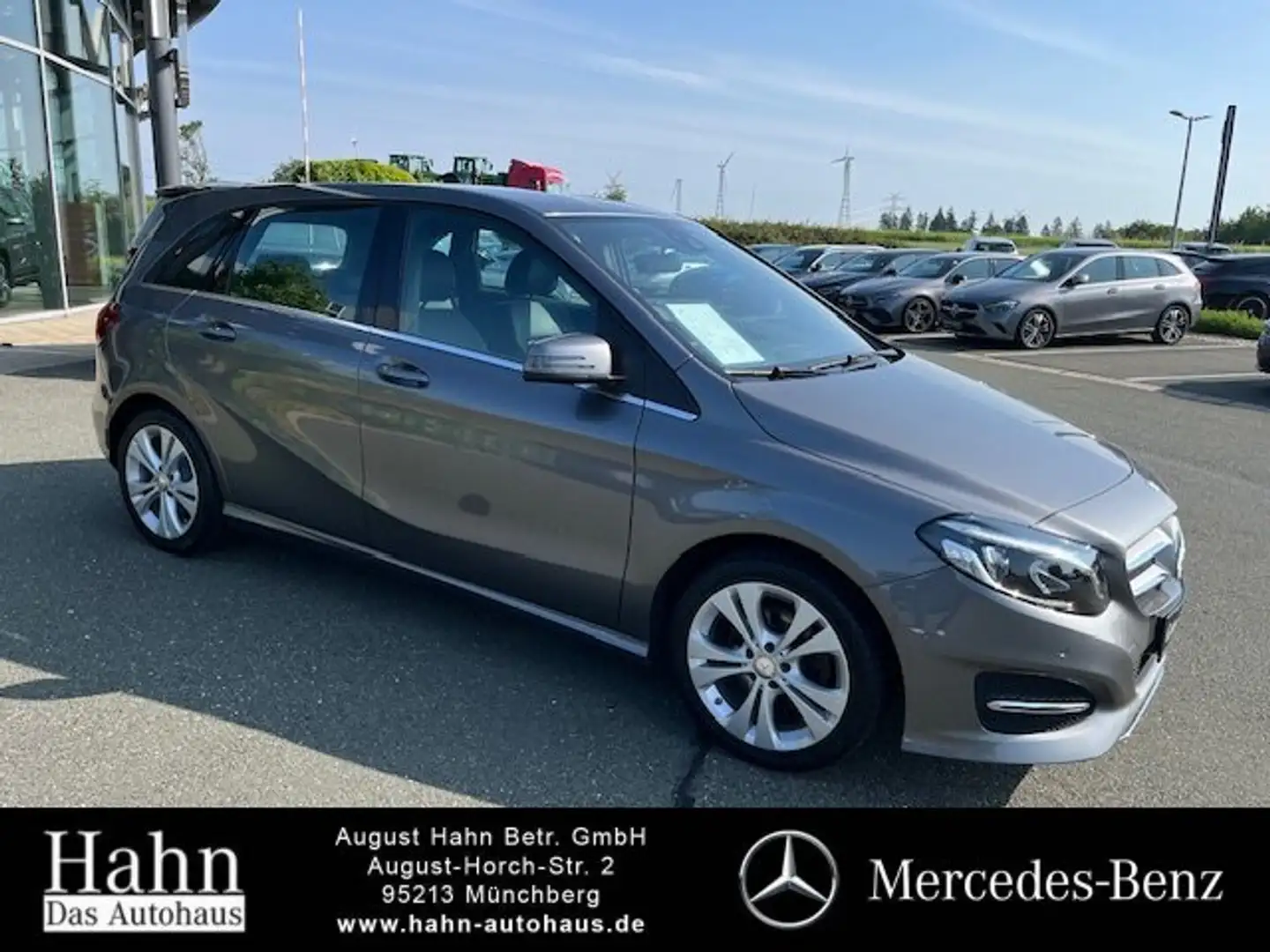 Mercedes-Benz B 180 B 180 URBAN/LED/PTS/AHK/NAVI/SHZ/SPIEGEL/.. Klima Grau - 2