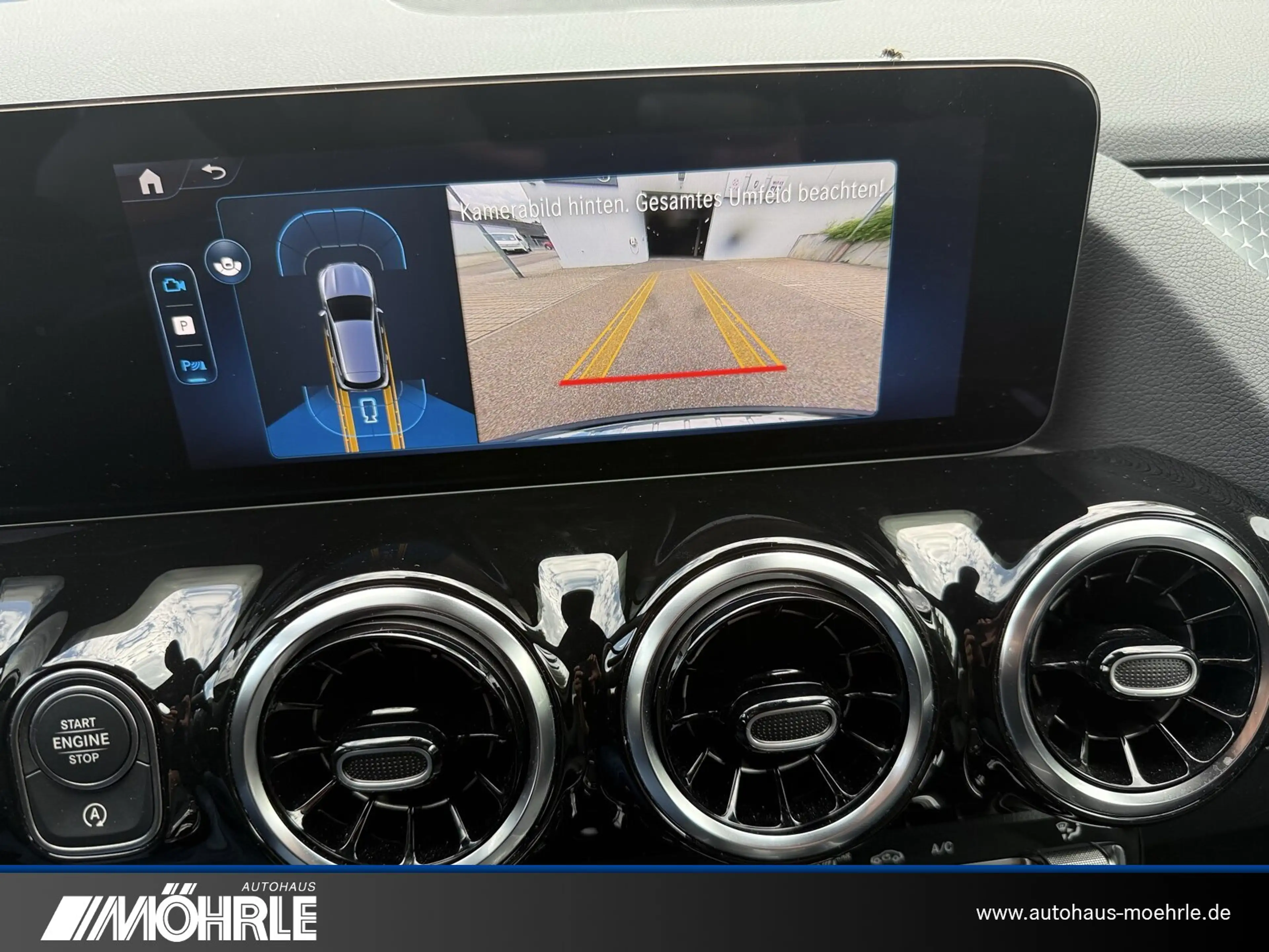 Mercedes-Benz GLA 180 GLA 180 Progressive Line Advanced Kamera LED Klima — photo 10