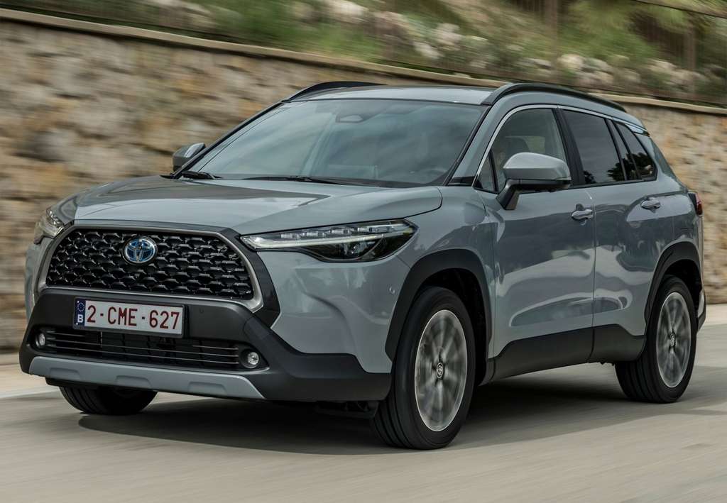 Toyota Corolla Cross Hybrid 200 Style AWD-i - foto 1