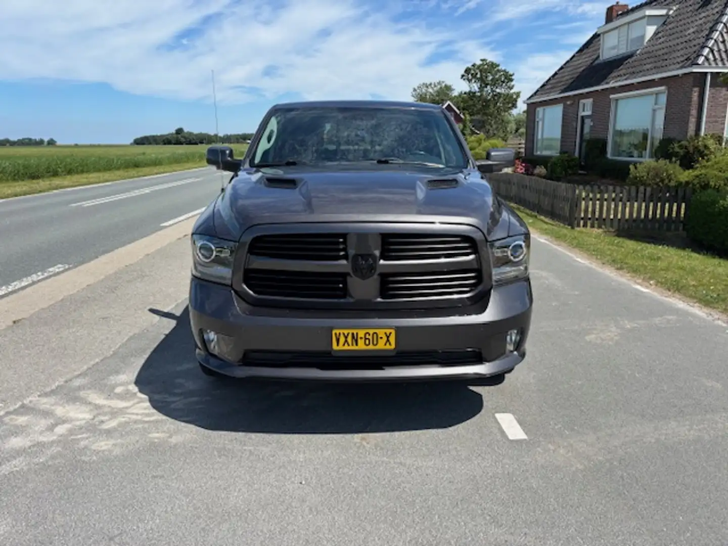Dodge RAM 1500 sport Marge Btw en bpm vrij financiering v/a Gris - 2