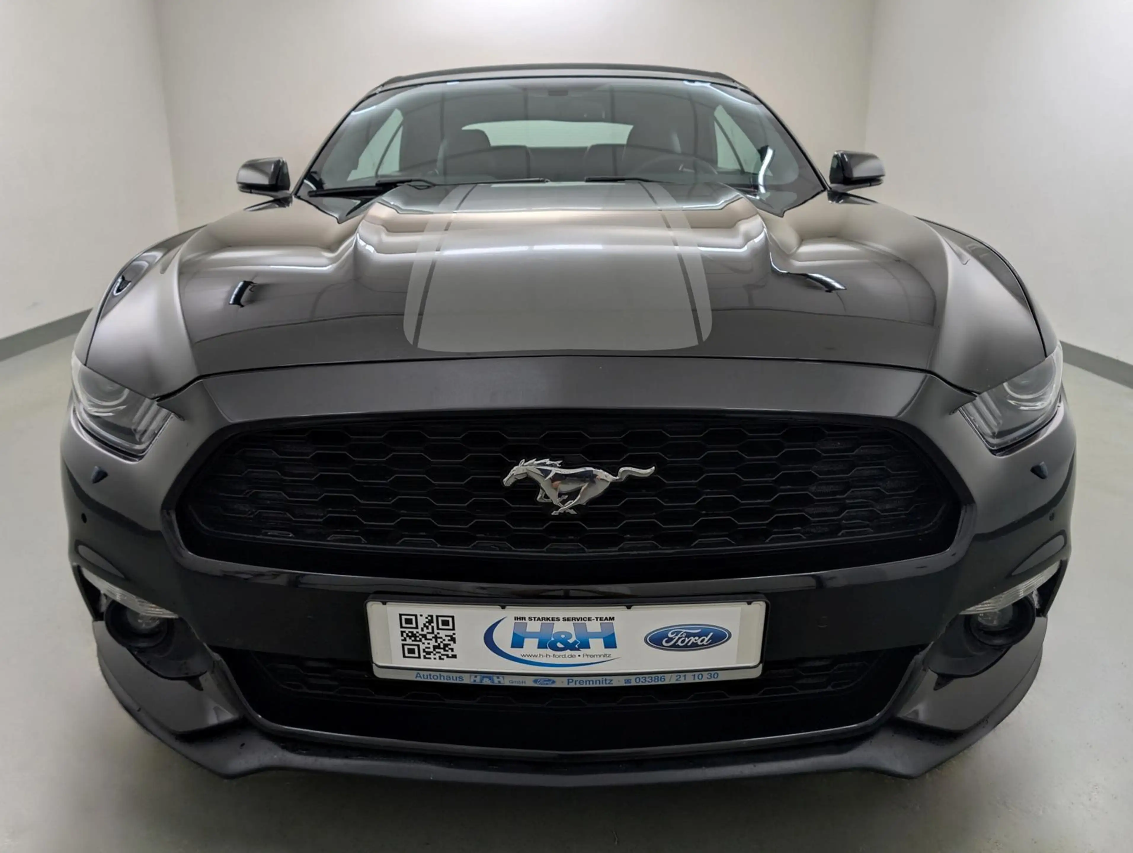 Ford Mustang 2.3 EcoB Aut Convertible SitzKlima+Kam — photo 9