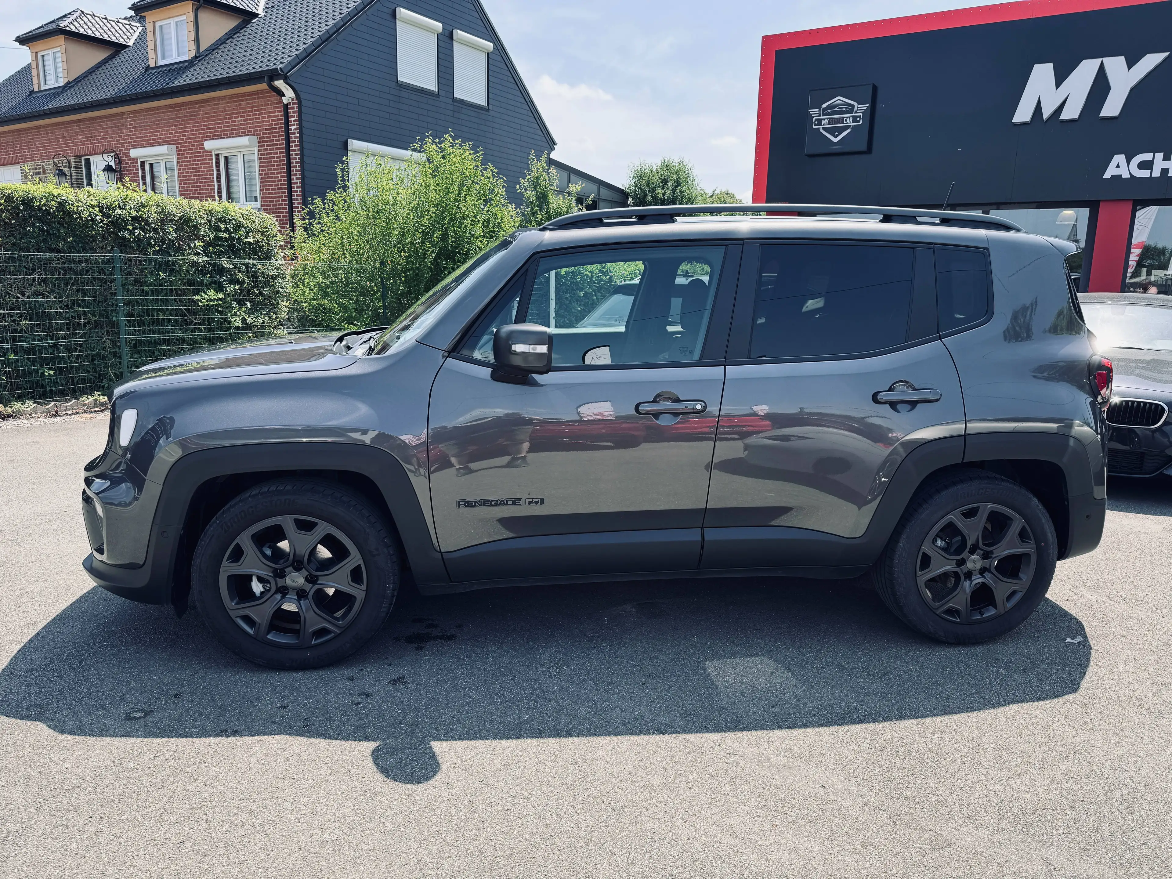 Jeep Renegade Renegade essence, état neuf, Garantie 1 an — photo 4