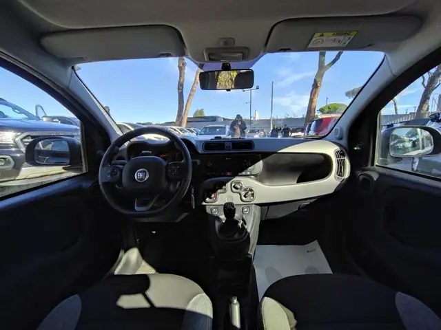 Fiat Panda view 10