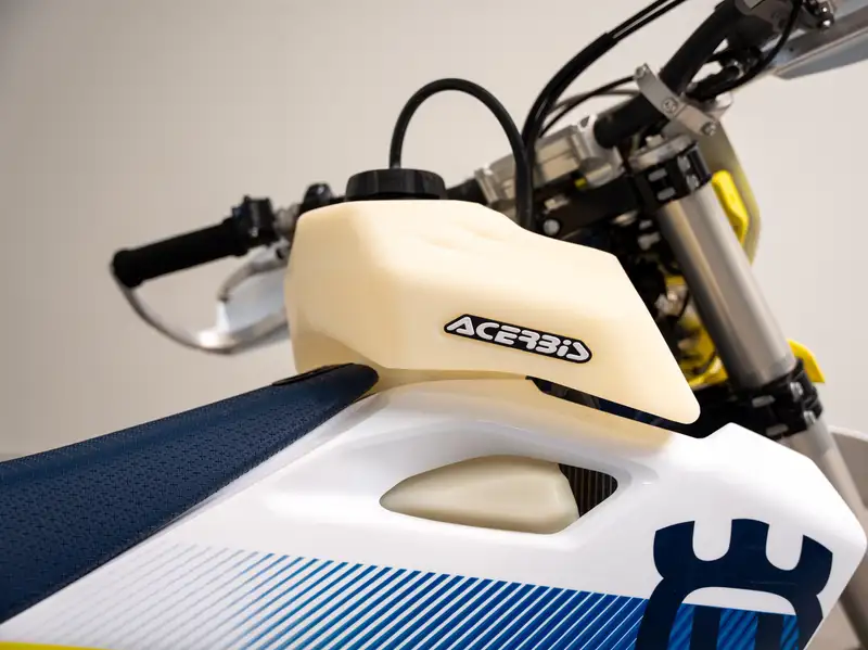 Husqvarna FE 250 - foto 8
