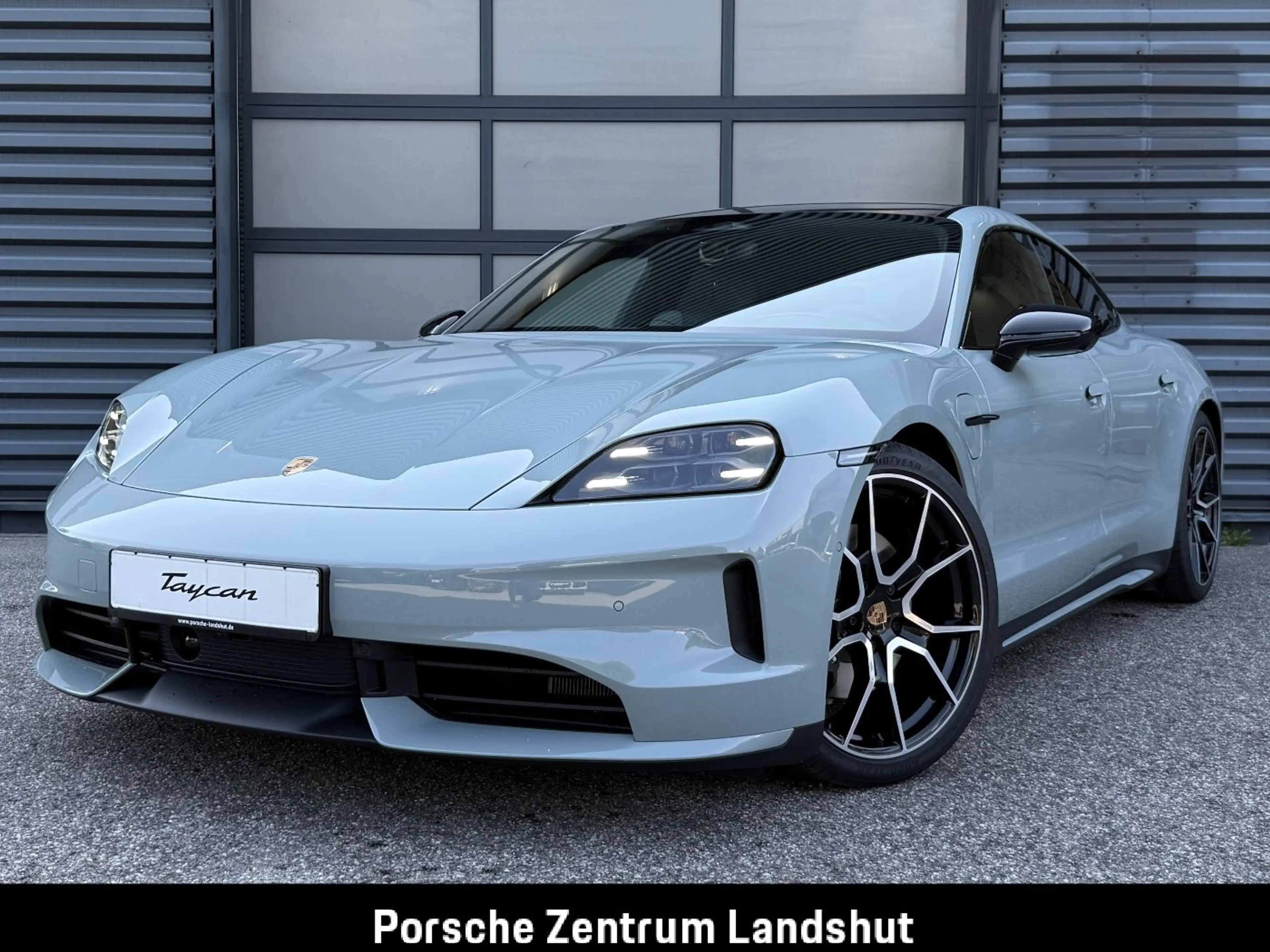 Porsche Taycan 4 Black Edition | InnoDrive | Head-Up | — photo 2