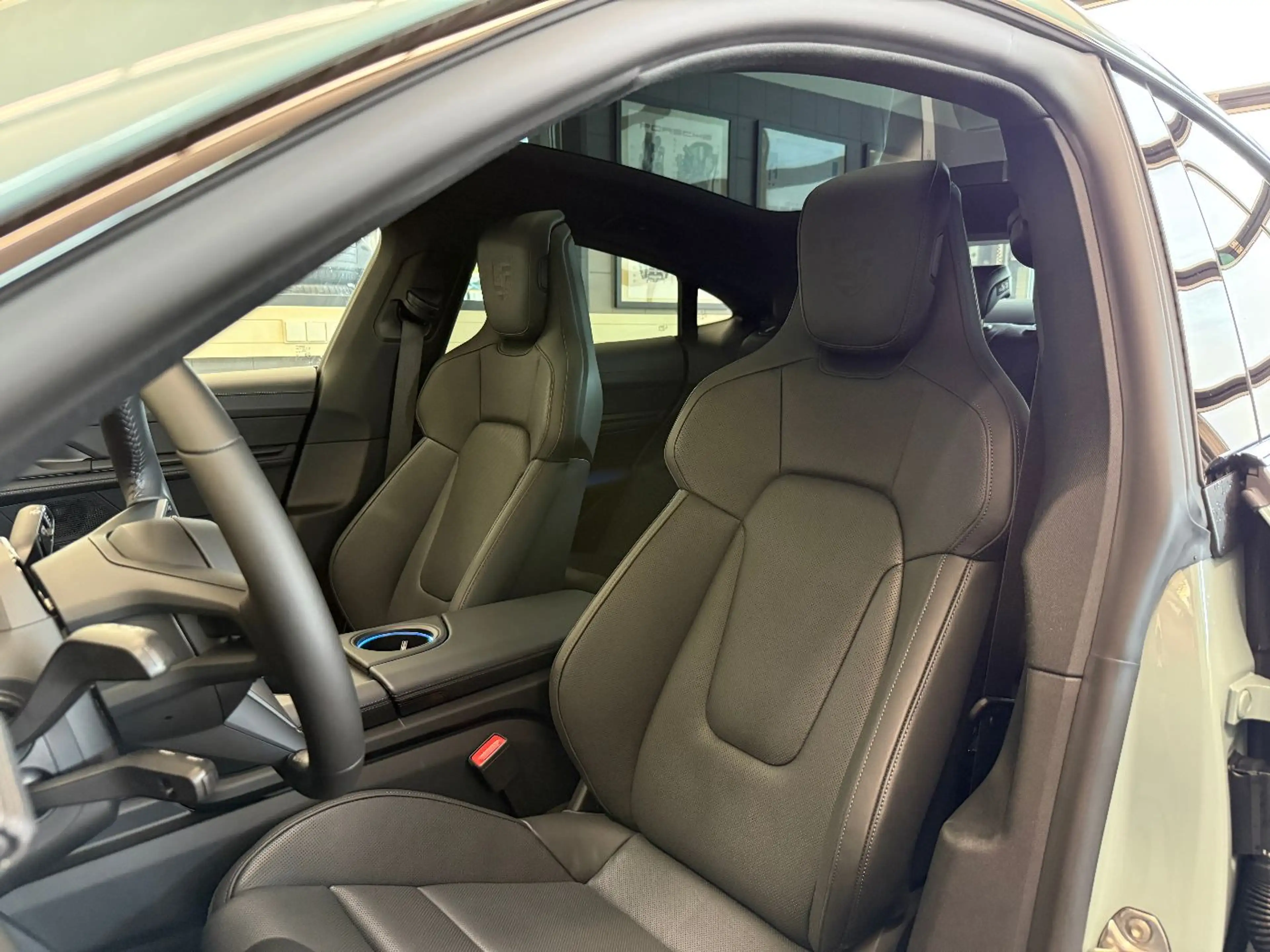 Porsche Taycan 4 Black Edition | InnoDrive | Head-Up | — photo 12