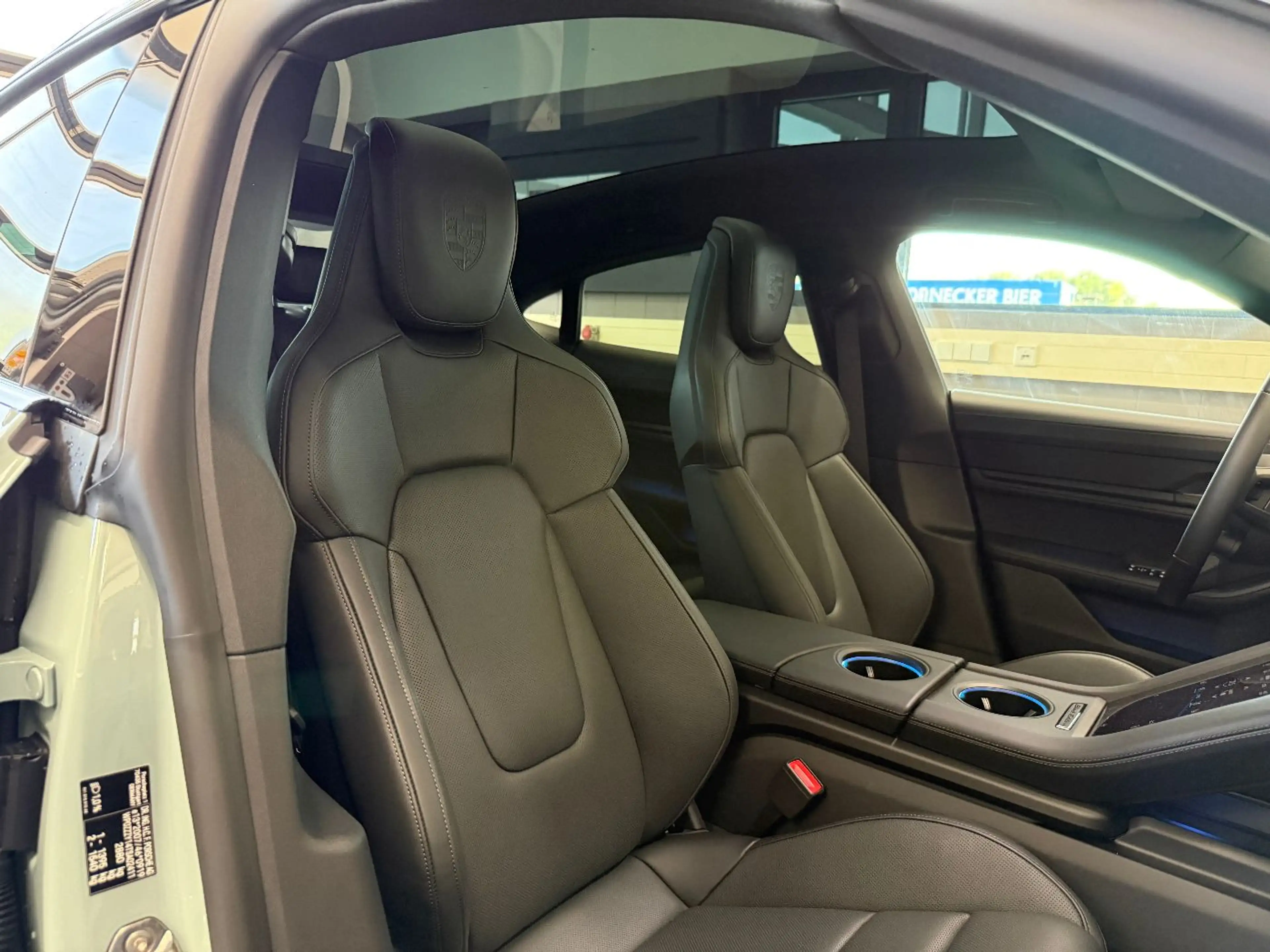 Porsche Taycan 4 Black Edition | InnoDrive | Head-Up | — photo 15