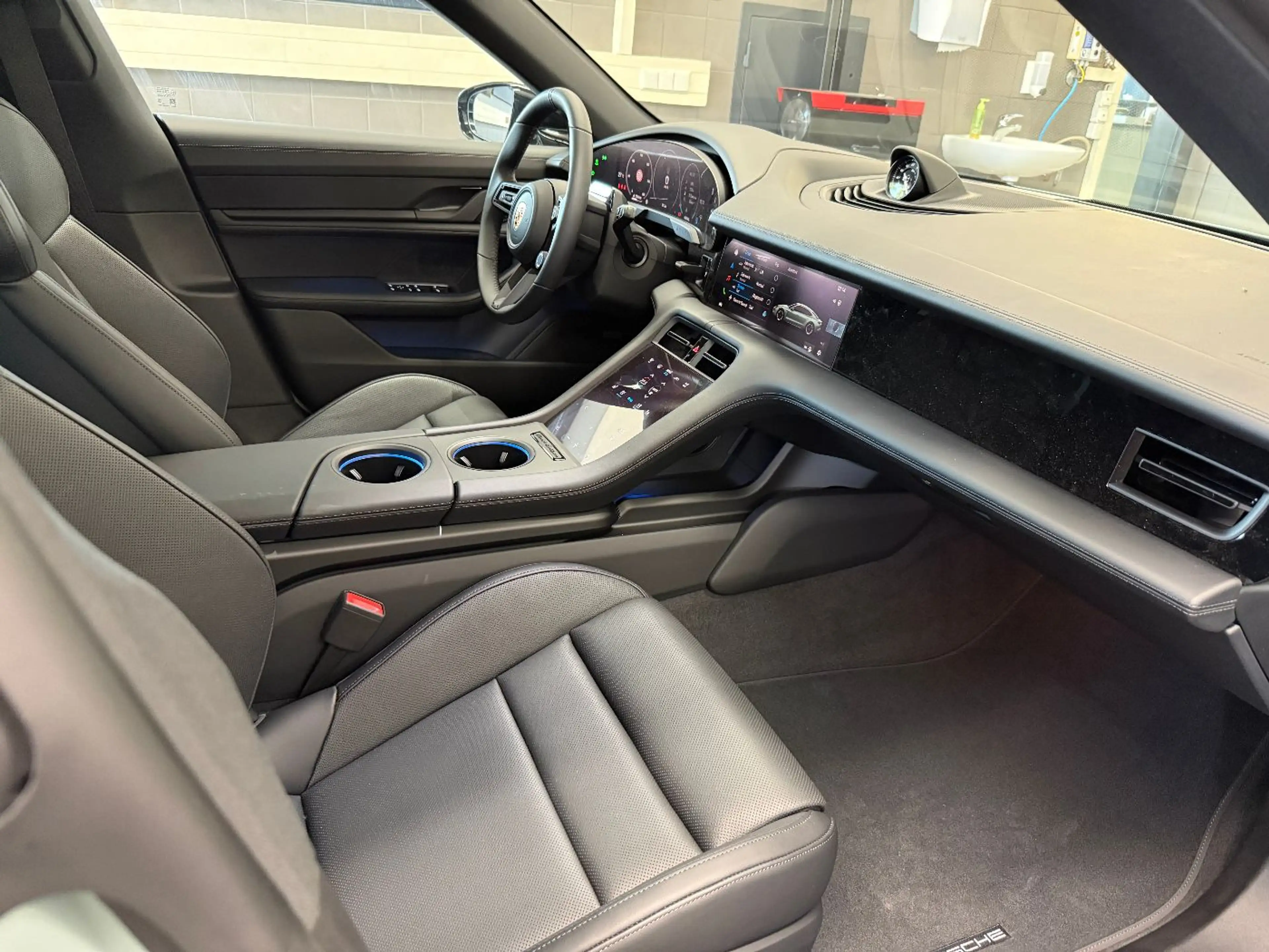 Porsche Taycan 4 Black Edition | InnoDrive | Head-Up | — photo 14