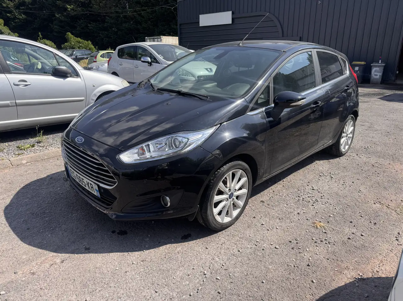 Ford Fiesta 5 portes — photo 2