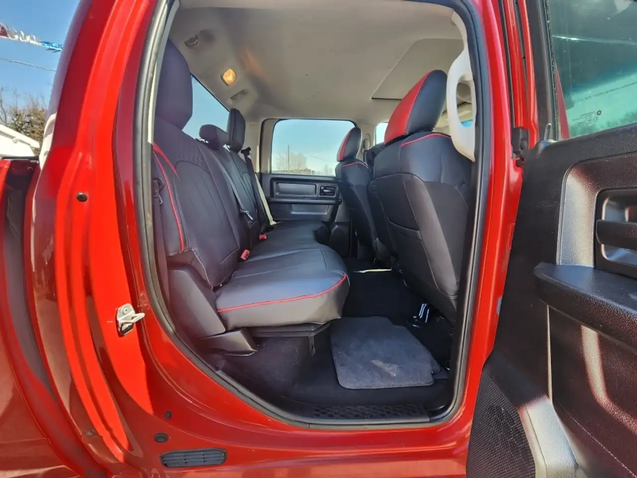 RAM 1500 снимка RAM 1500