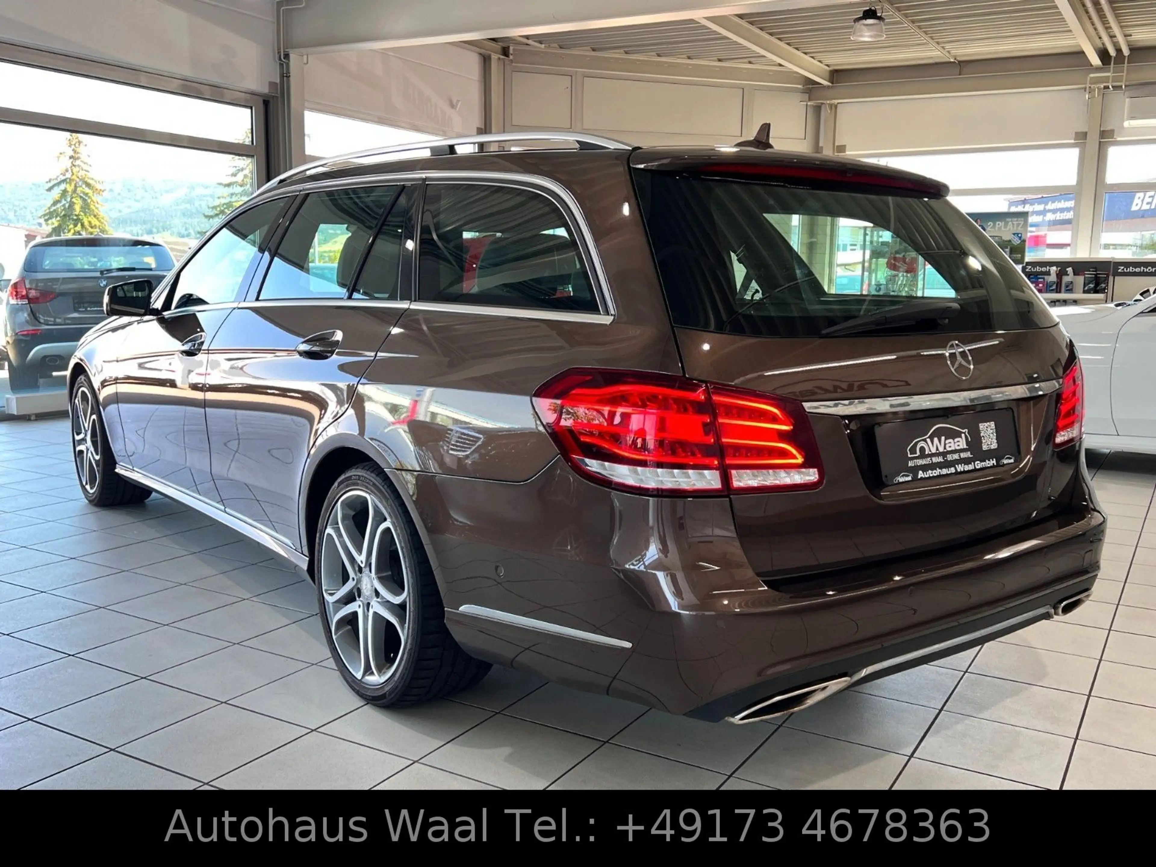 Mercedes-Benz E 250 T CGI | II-HAND | NAVI | SHZ | TEMPO | AHK — photo 7