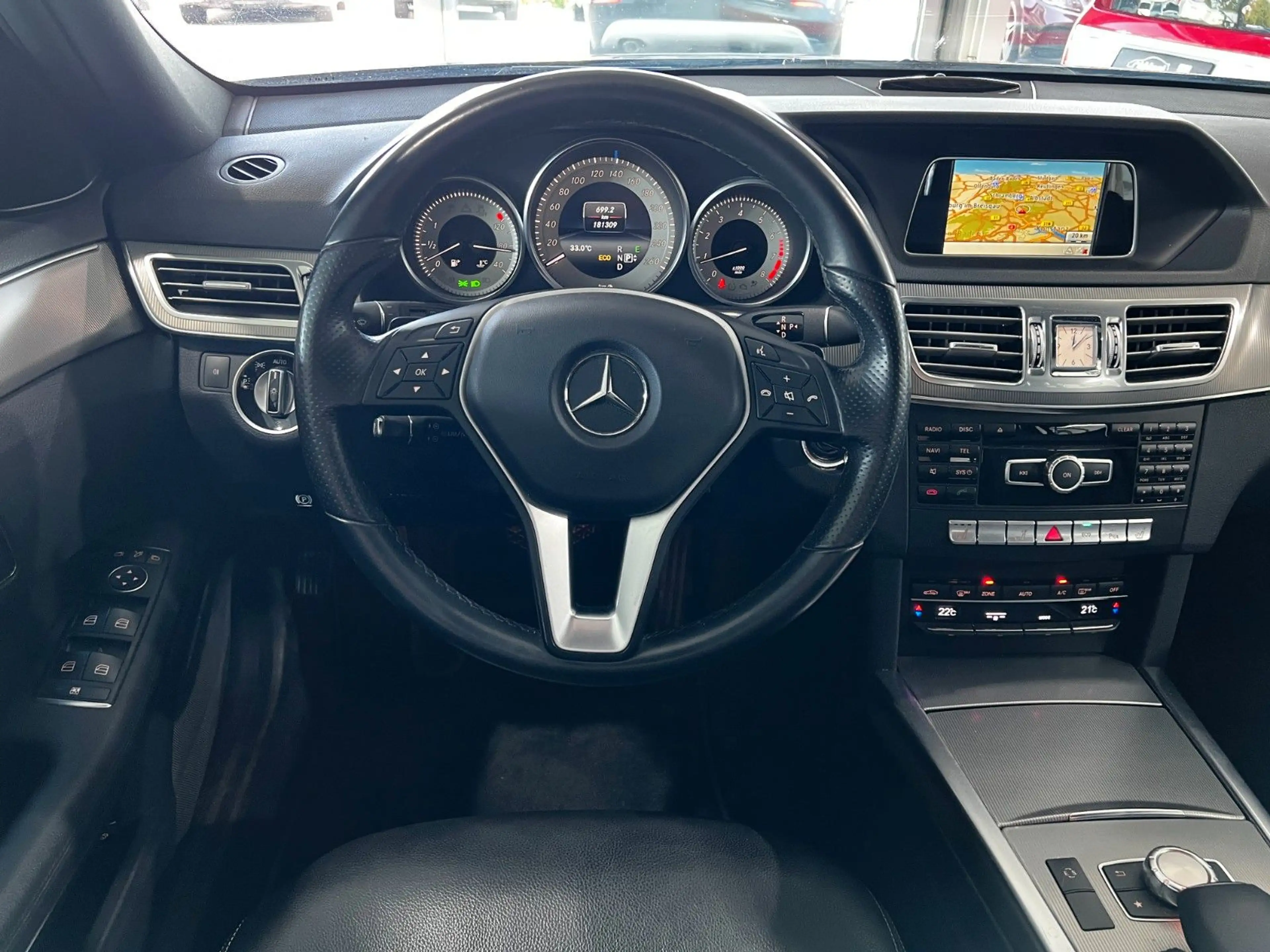Mercedes-Benz E 250 T CGI | II-HAND | NAVI | SHZ | TEMPO | AHK — photo 11