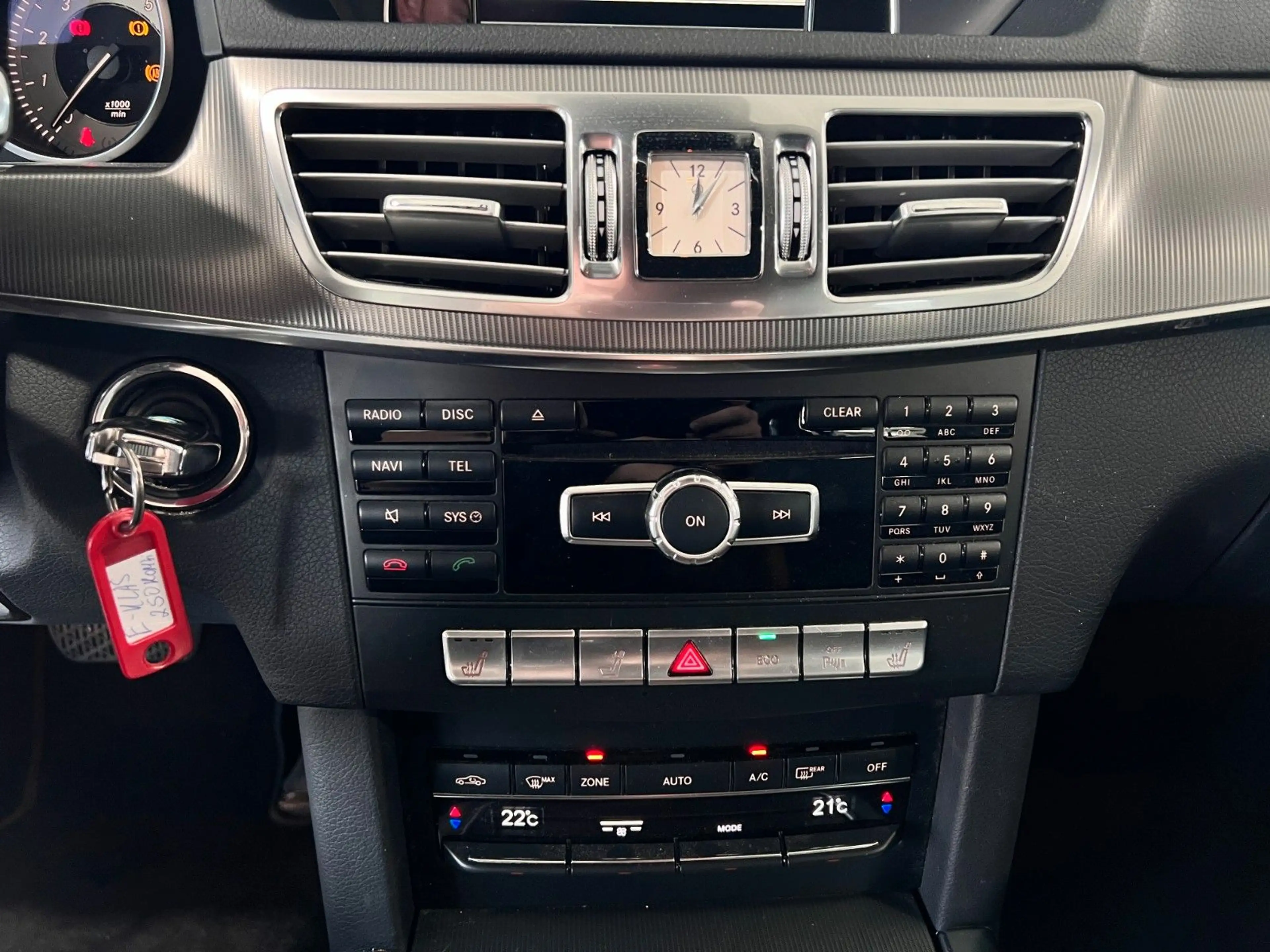 Mercedes-Benz E 250 T CGI | II-HAND | NAVI | SHZ | TEMPO | AHK — photo 15