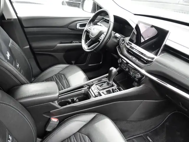 Jeep Compass view 3