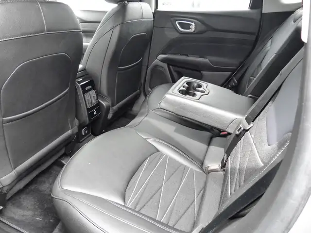Jeep Compass view 12