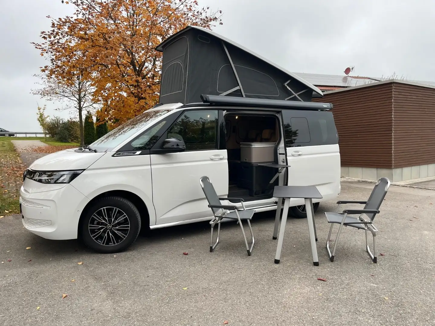 Volkswagen T7 California Coast / NAVI Pro / AHK / Standheiz Weiß - 2