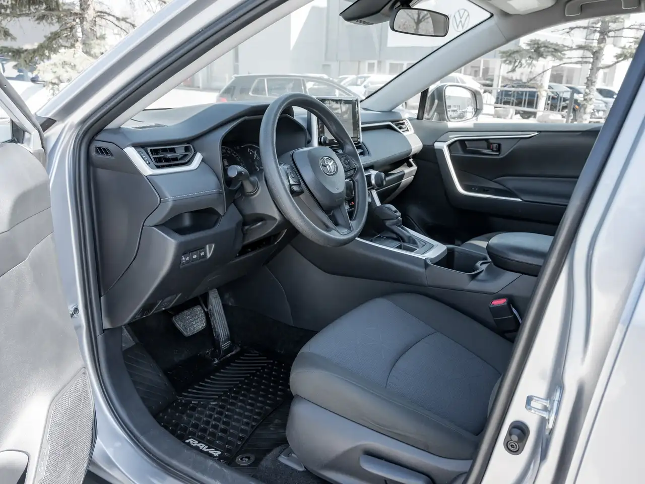 Toyota RAV 4 снимка Toyota RAV 4