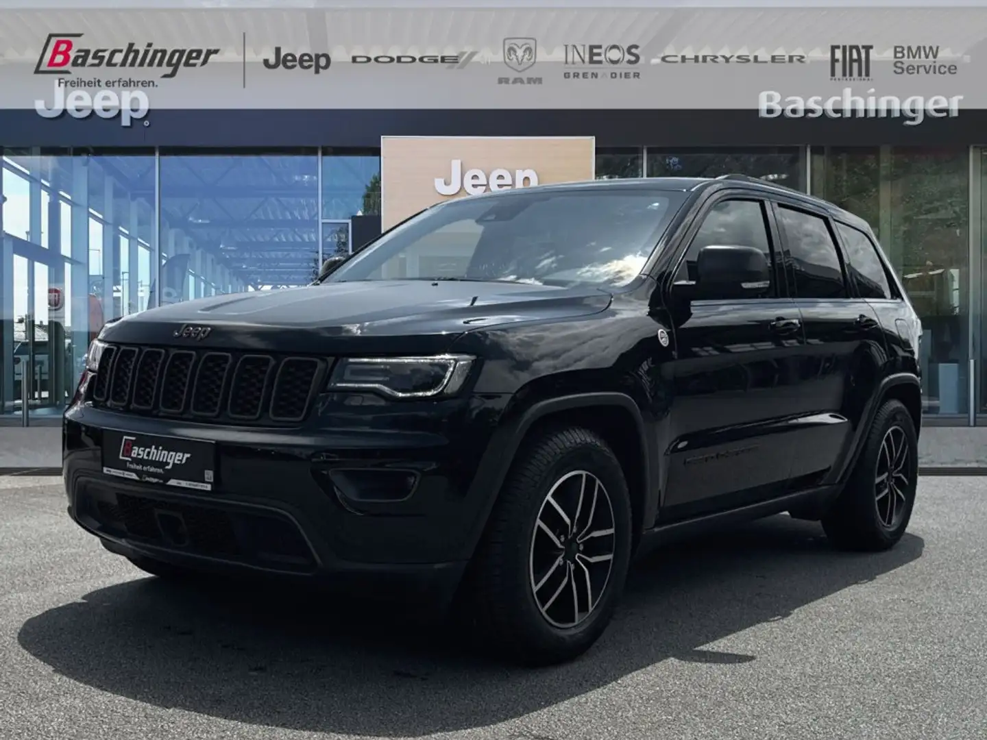 Jeep Grand Cherokee 3,0 V6 CRD Trailhawk Noir - 1