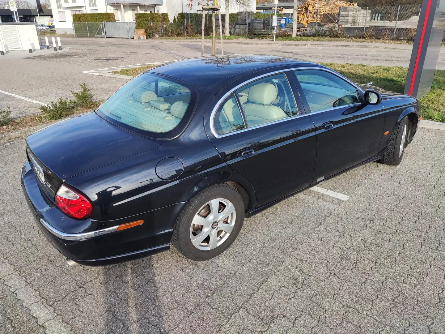 Jaguar S-Type 3.0 V6 Executive Youngtimer Benziner Schwarz - 2