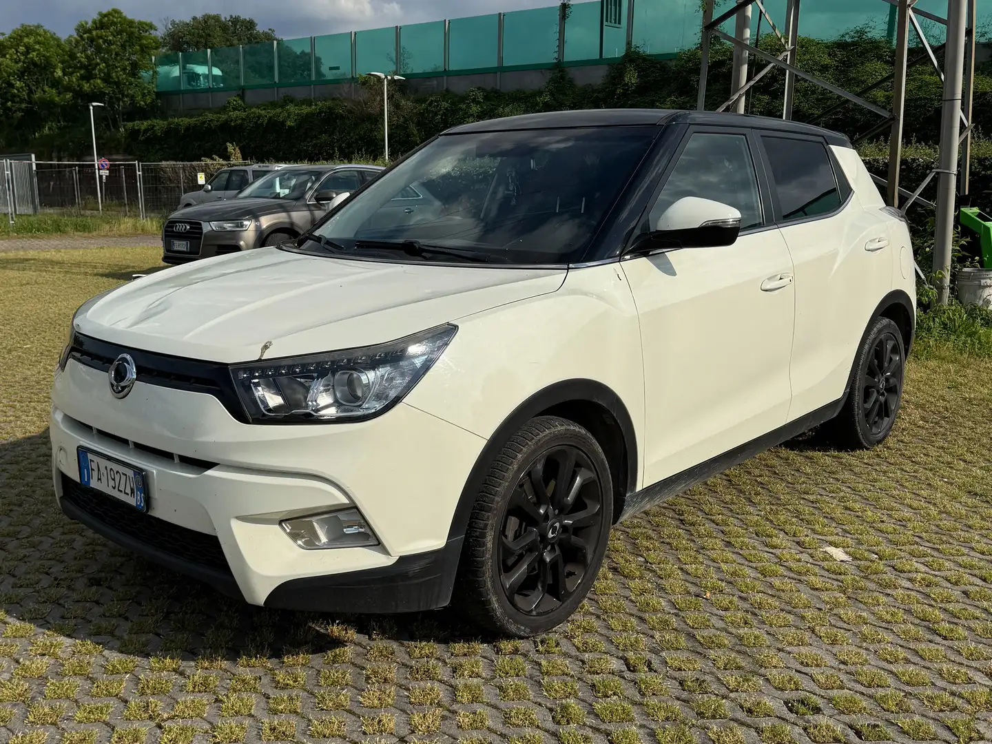 SsangYong Tivoli Tivoli 1.6d Go 2wd bijela - 1