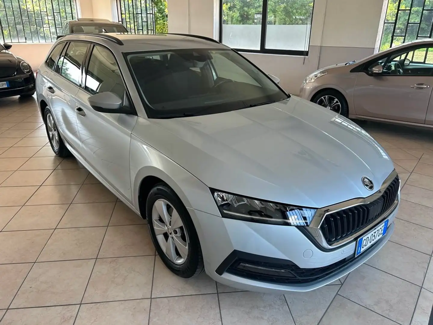 Skoda Octavia 2.0 TDI EVO SCR Wagon Executive Argento - 1