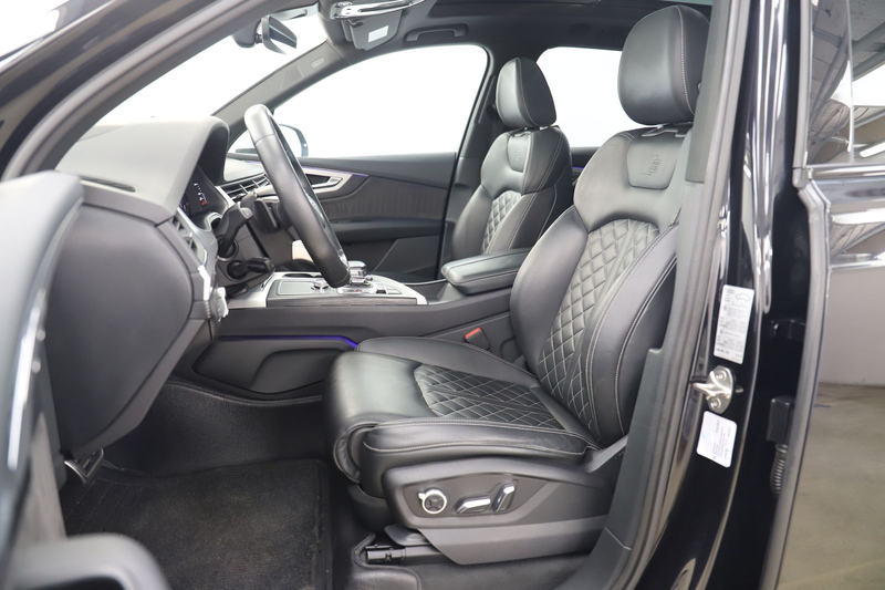 Audi SQ7 4.0TDI 435PS quattro 7Sitz Night Pano HUD — photo 9