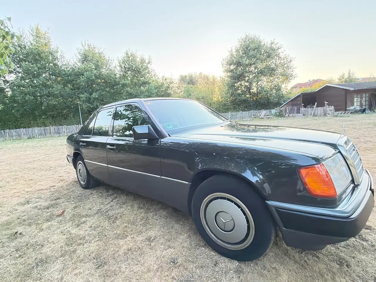 Mercedes-Benz E 200 200 E, foto 2