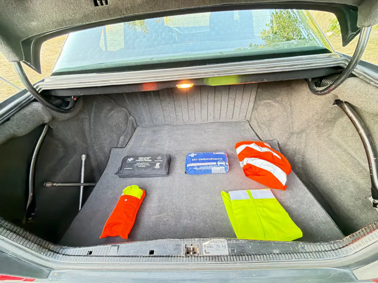 Mercedes-Benz E 200 200 E, foto 11