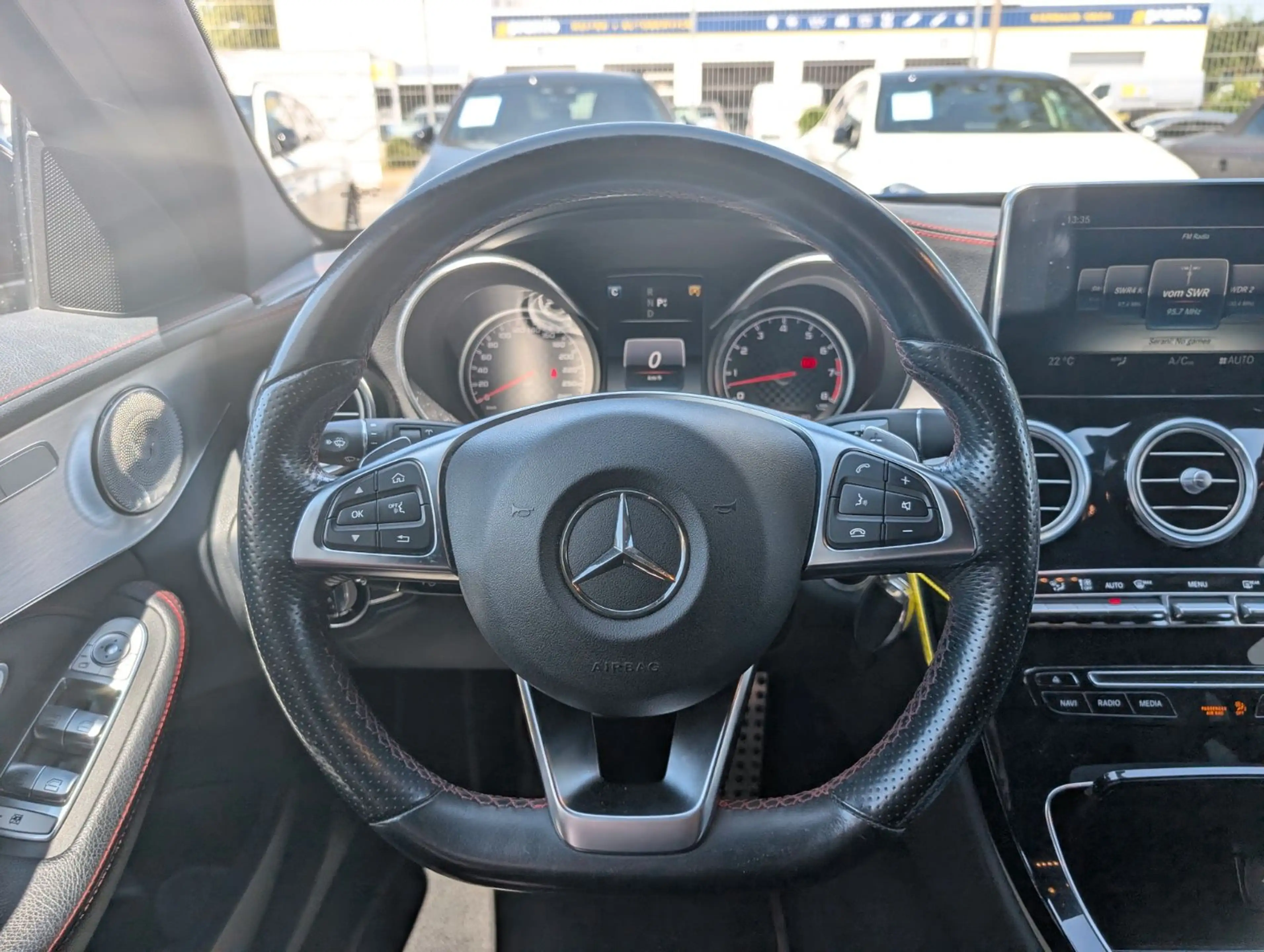 Mercedes-Benz C 43 AMG — photo 11