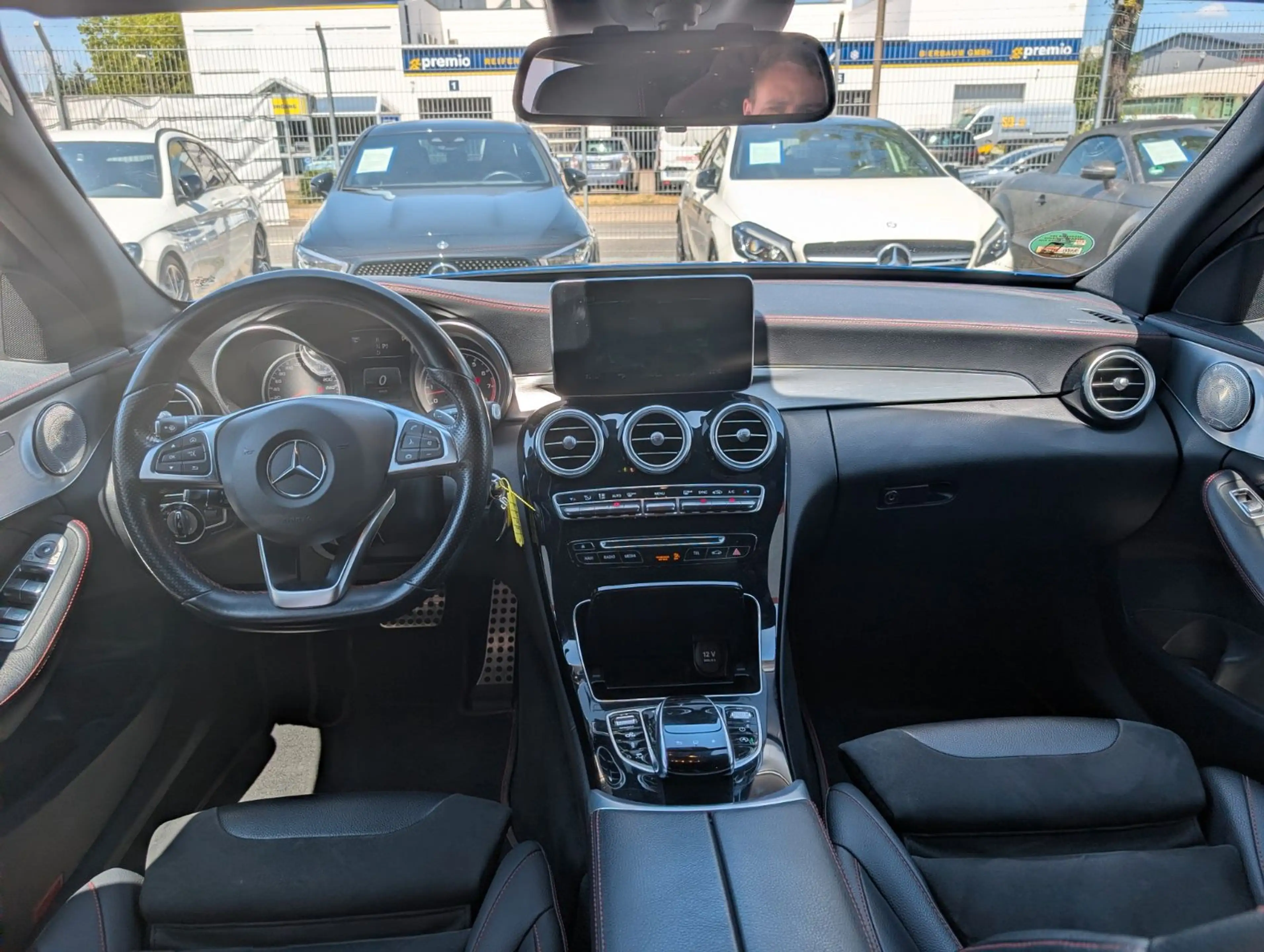 Mercedes-Benz C 43 AMG — photo 10