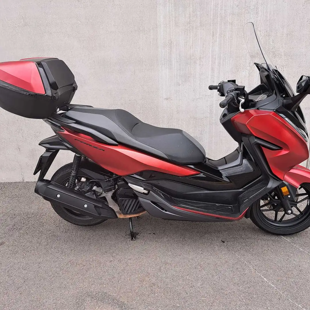 Honda Forza 125 Piros - 1