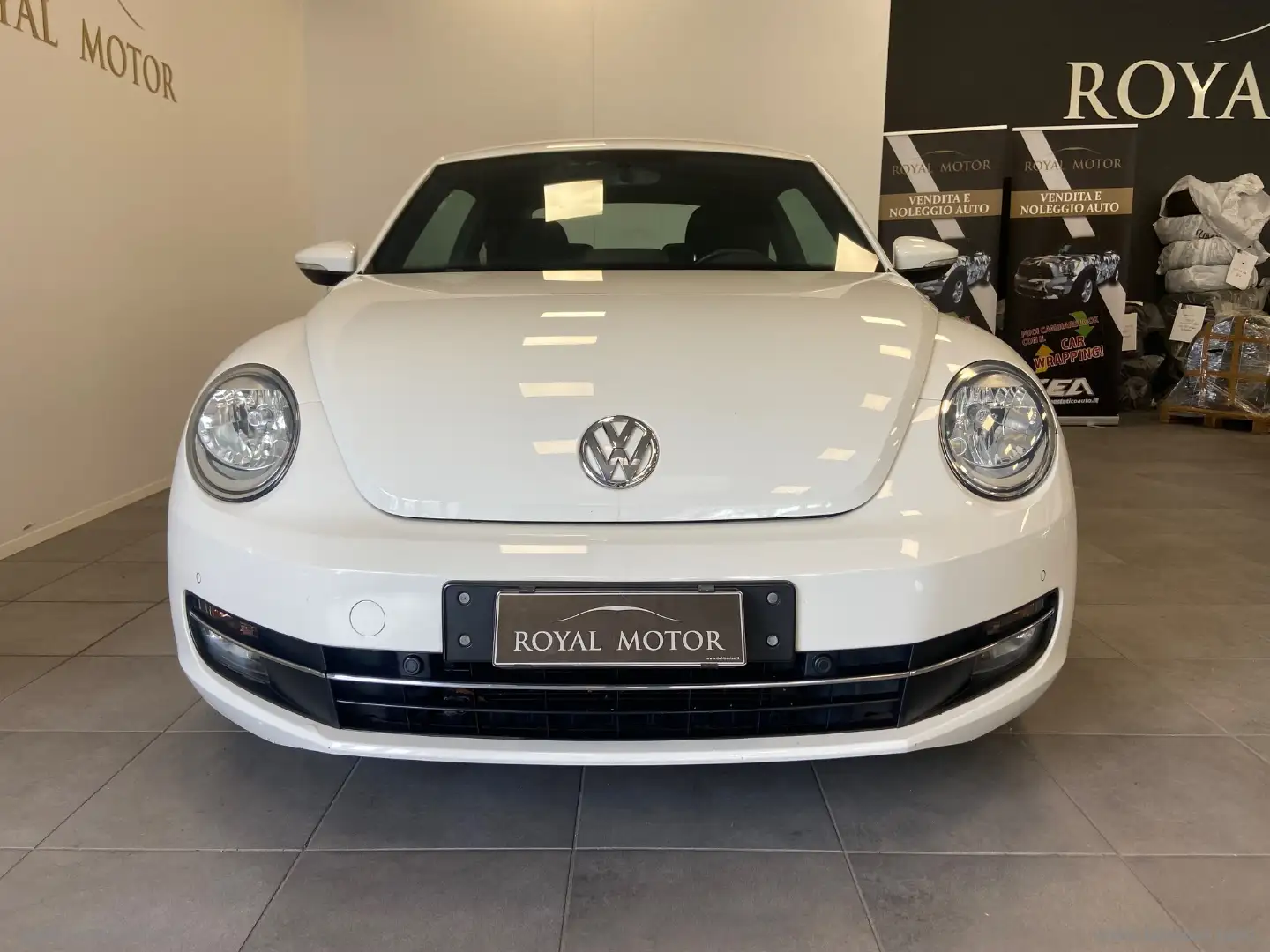 Volkswagen Maggiolino 1.6 TDI Design Bianco - 2