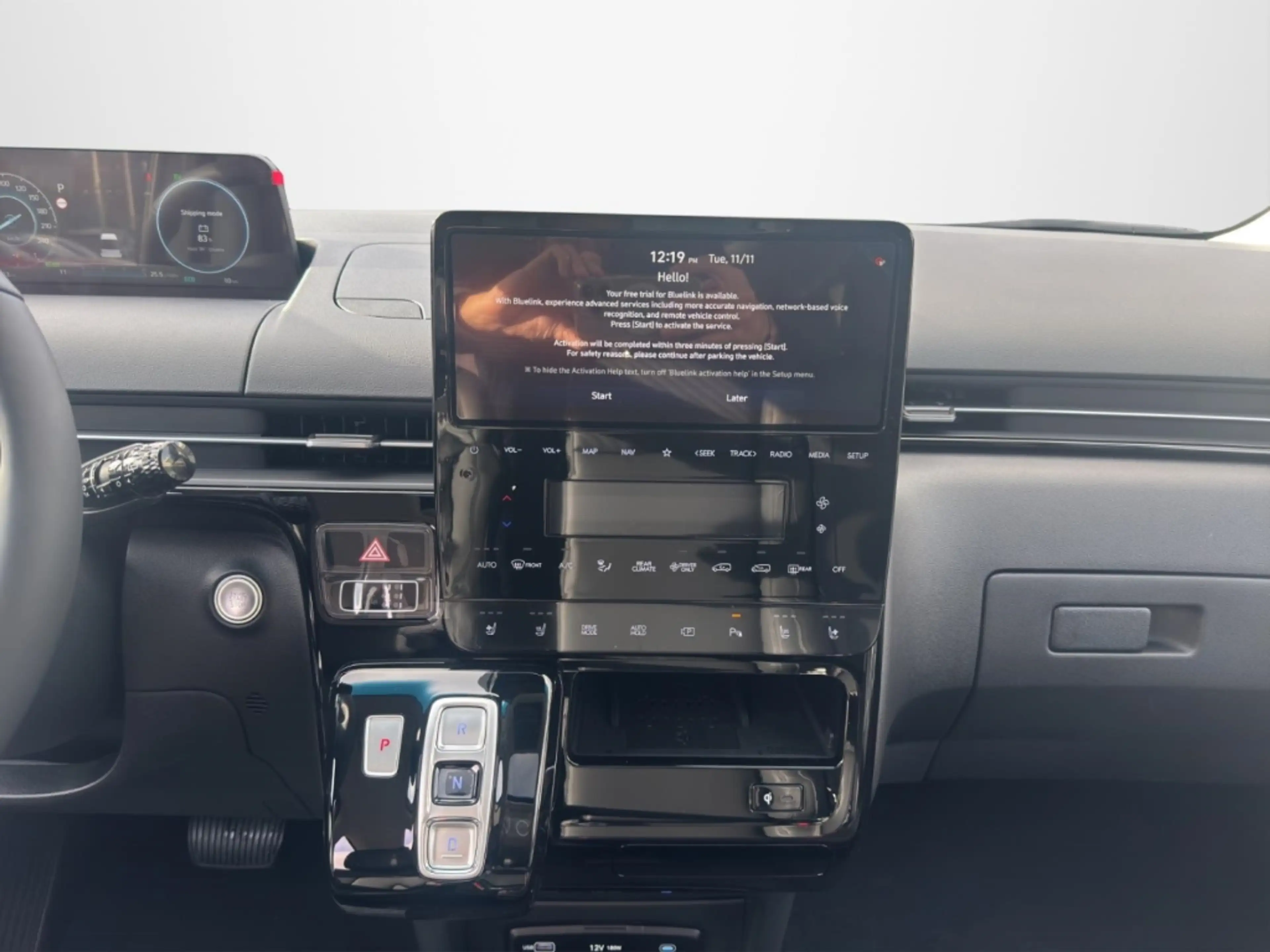 Hyundai STARIA PRIME Hybrid 9-Sitzer Panorama Park-Paket Navi Dig — photo 12