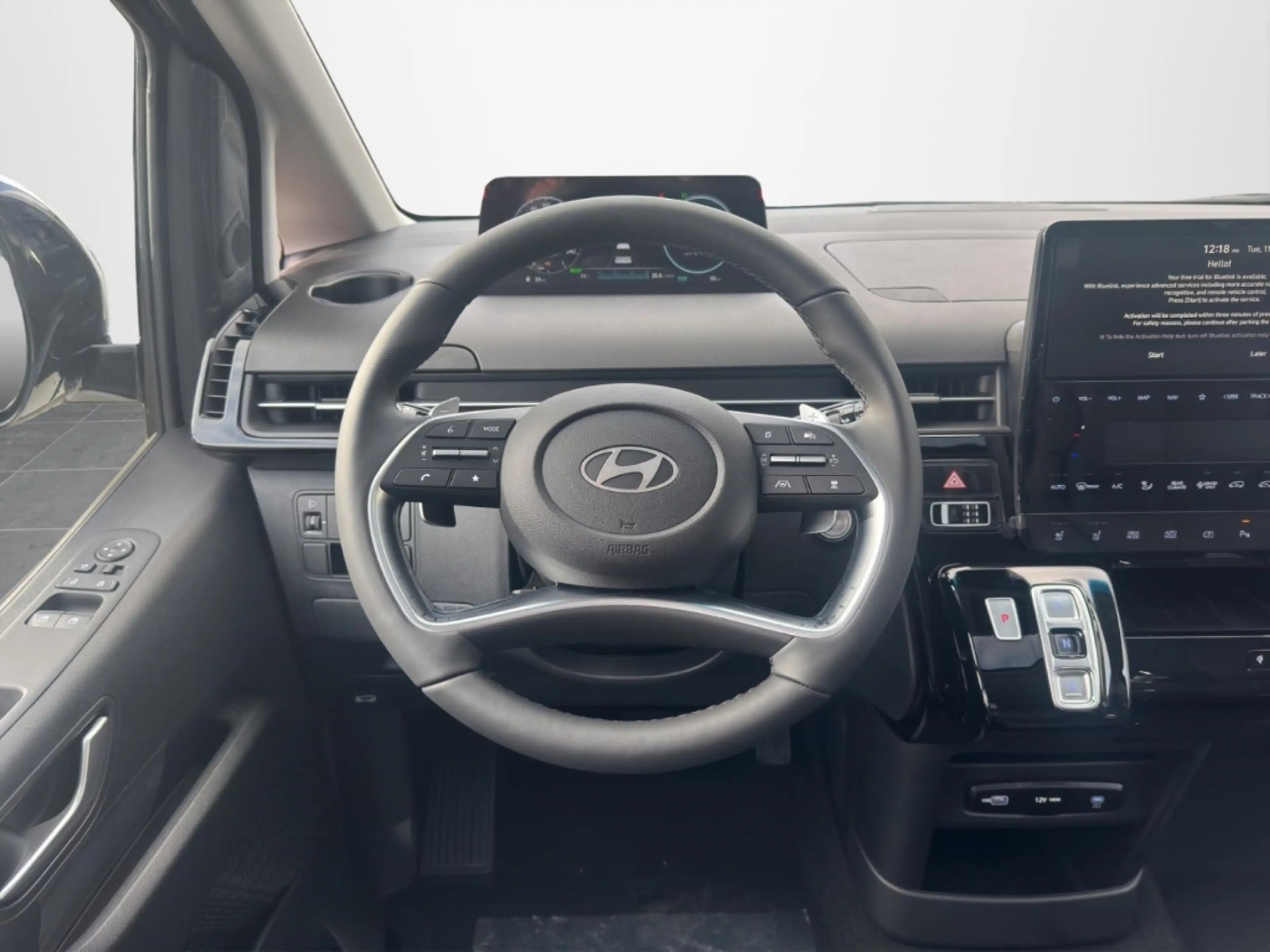 Hyundai STARIA PRIME Hybrid 9-Sitzer Panorama Park-Paket Navi Dig — photo 10