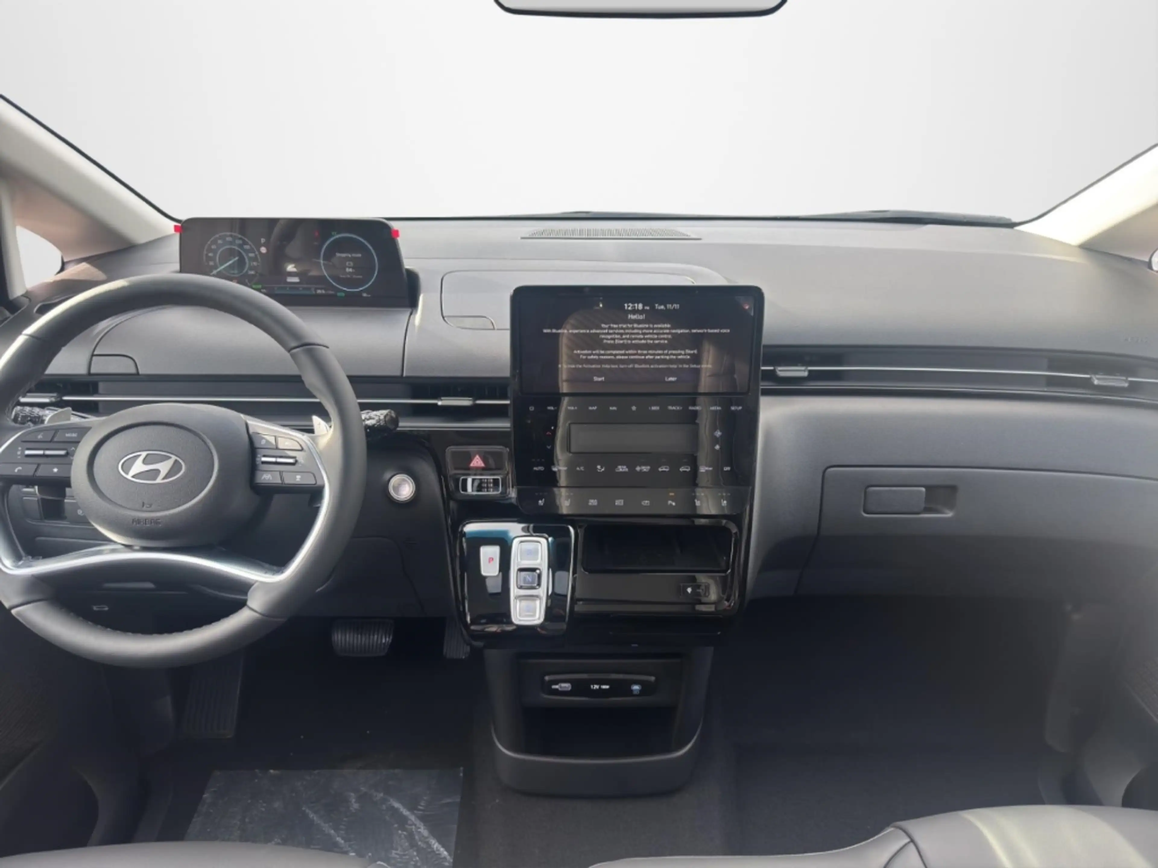 Hyundai STARIA PRIME Hybrid 9-Sitzer Panorama Park-Paket Navi Dig — photo 11