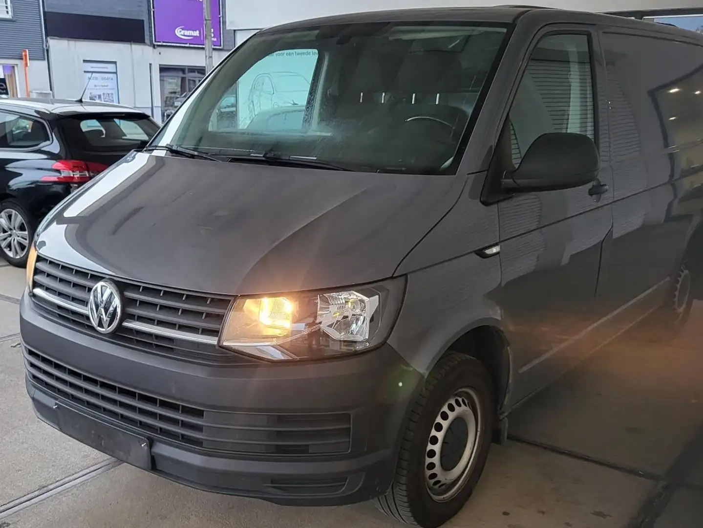 Volkswagen T6 Transporter Transporter T6 Kurz EU6 EcoProfi Grijs - 2