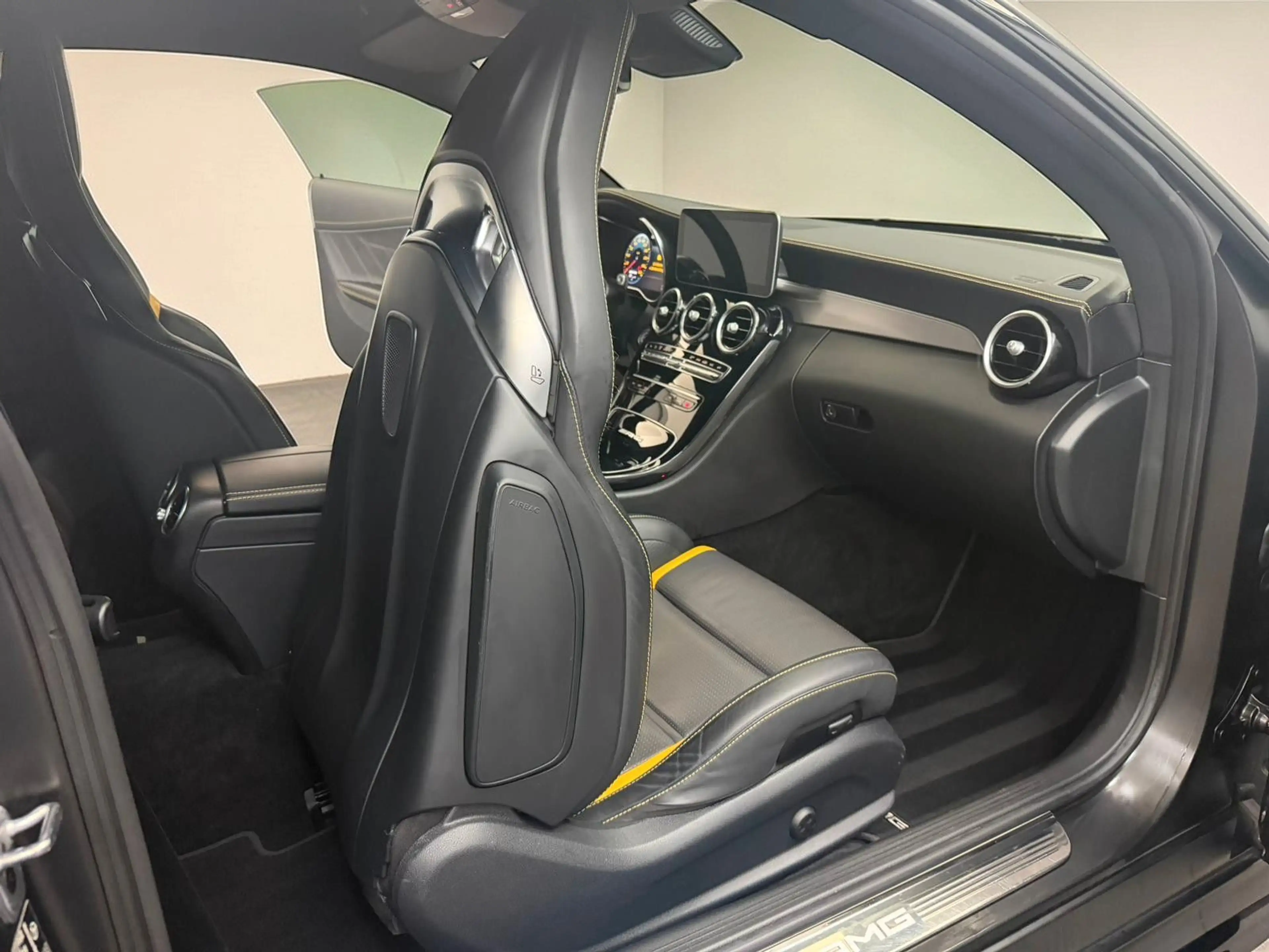 Mercedes-Benz C 63 AMG C 63 s AMG Coupe PERF-SITZE*KERAMIK*DRIVERS*AERO — photo 15