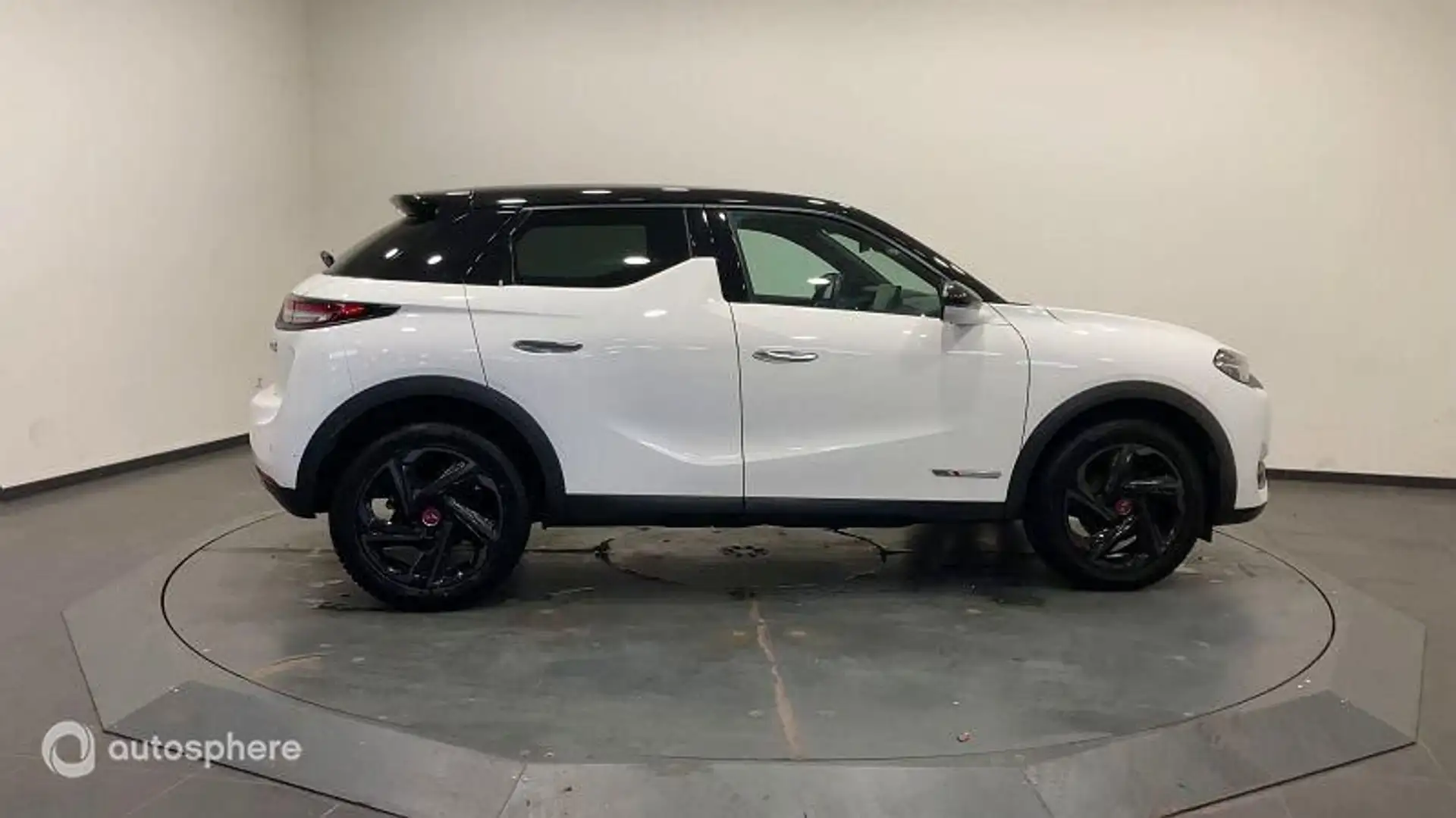 DS Automobiles DS 3 Crossback PureTech 155ch Performance Line + Automatique 114g - 2