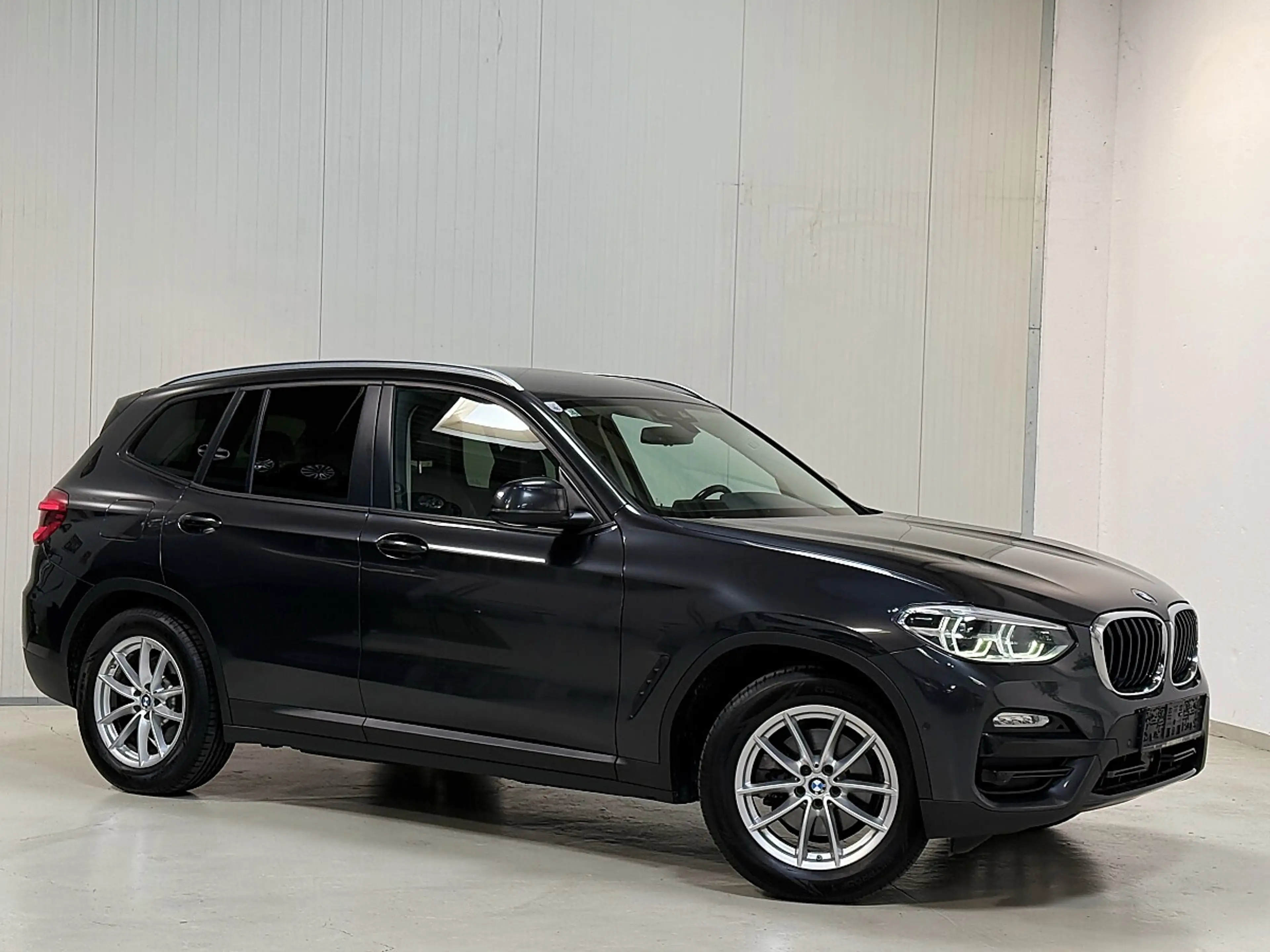 BMW X3 2,0i xDrive Aut. *Österreich-Paket* *2.Besitz* ... — photo 8