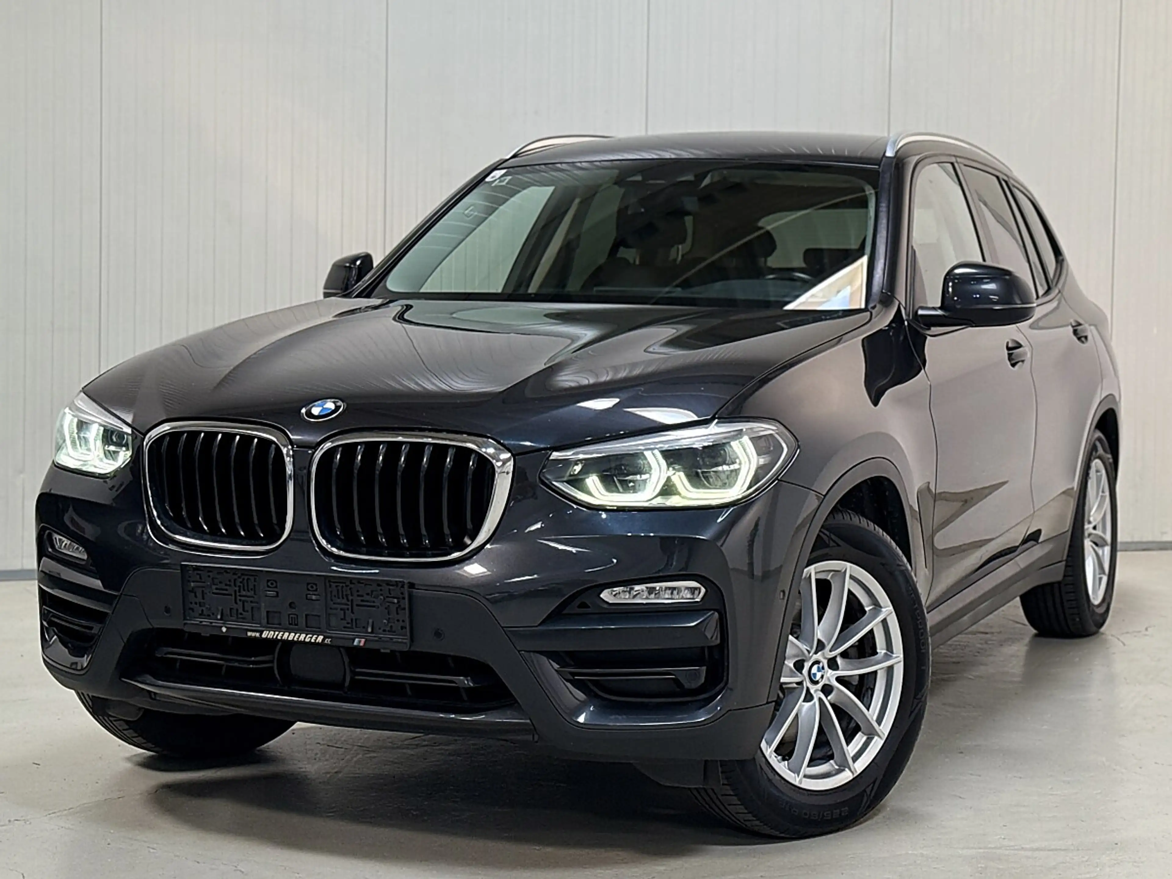 BMW X3 2,0i xDrive Aut. *Österreich-Paket* *2.Besitz* ... — photo 2