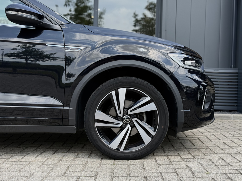 Volkswagen T-Roc Cabrio 1.5 TSI R-Line — photo 10