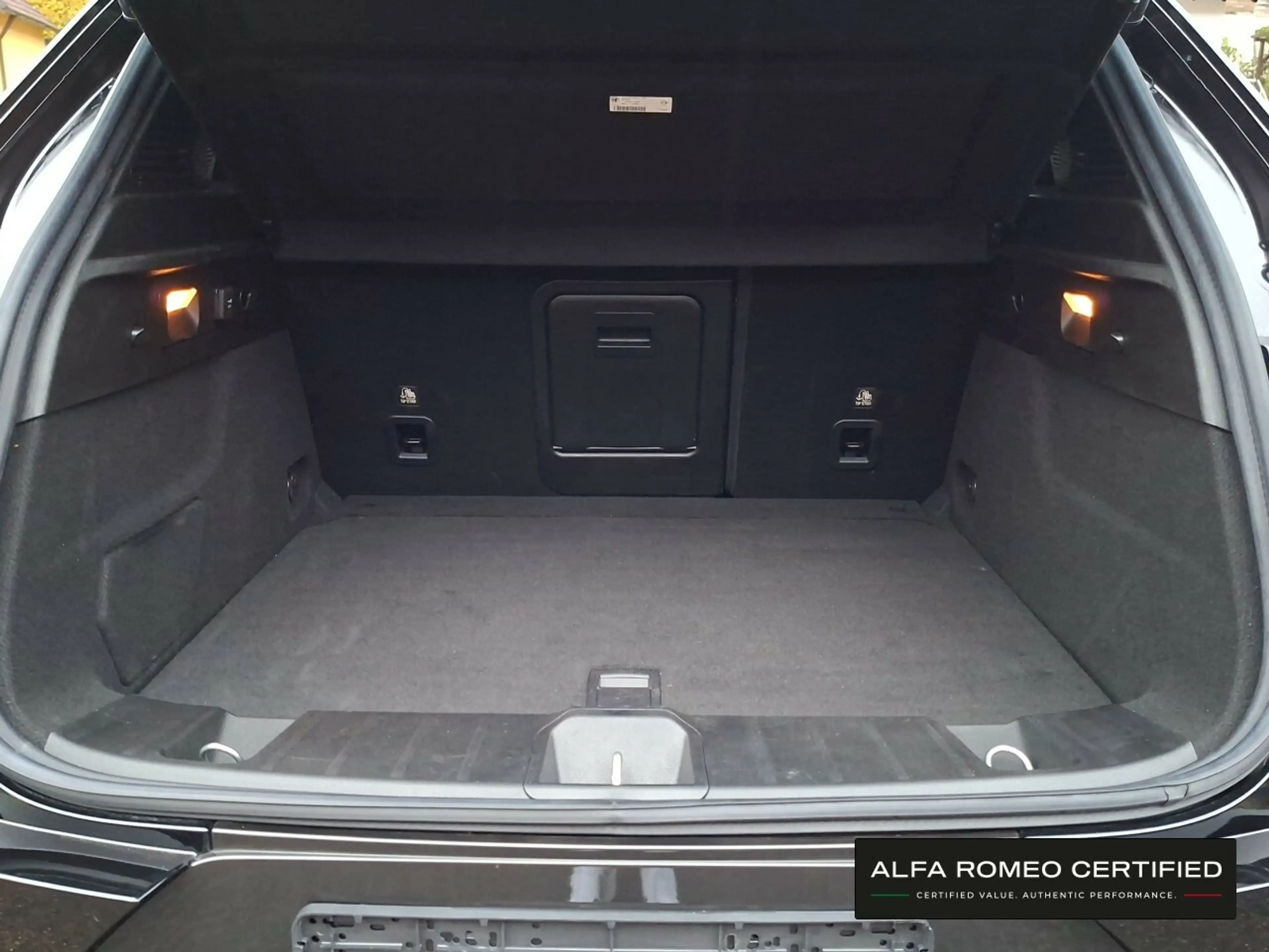 Alfa Romeo Tonale Veloce 1.5 VGT MildHybrid — photo 6