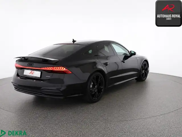 Audi A7 view 5