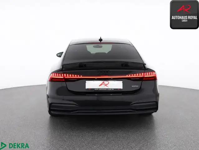 Audi A7 view 4